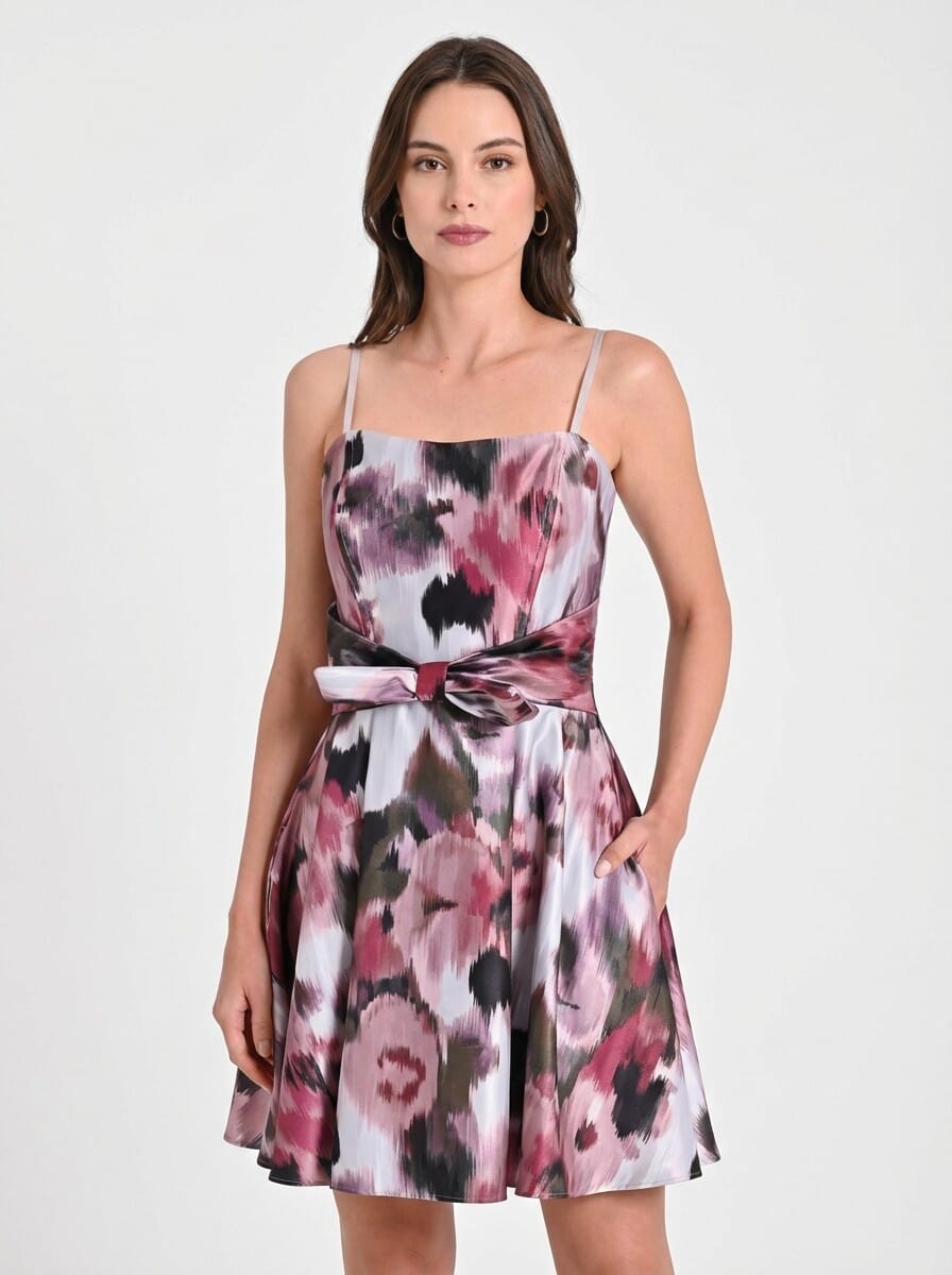 Duchesse Robe midi en satin structuré avec poches Rinascimento