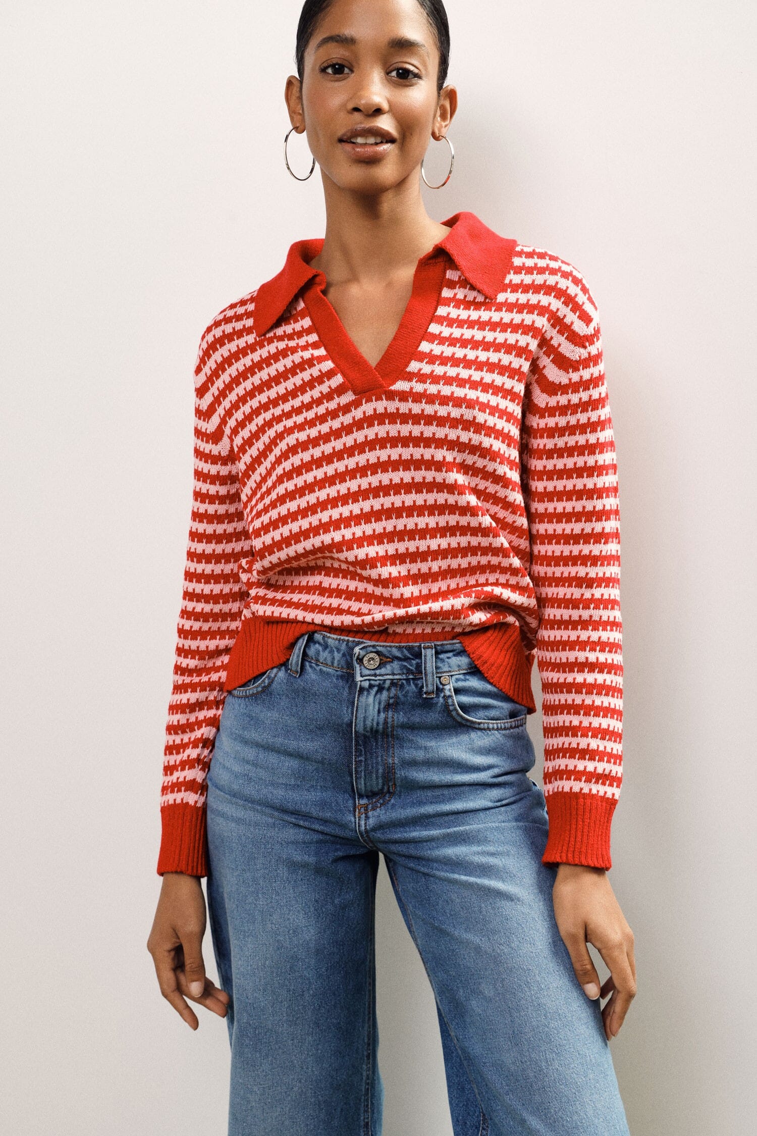 Dixie V-Neck Striped Sweater With Ribbed Detailing
