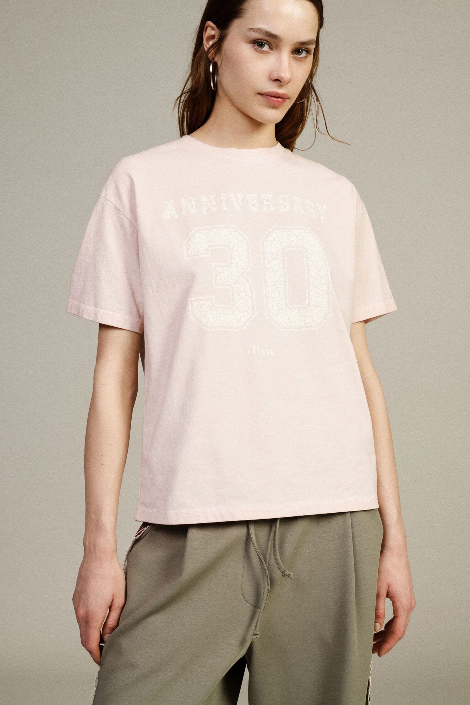 T-Shirt Large Print 30th Anniversary Crew Neck Dixie