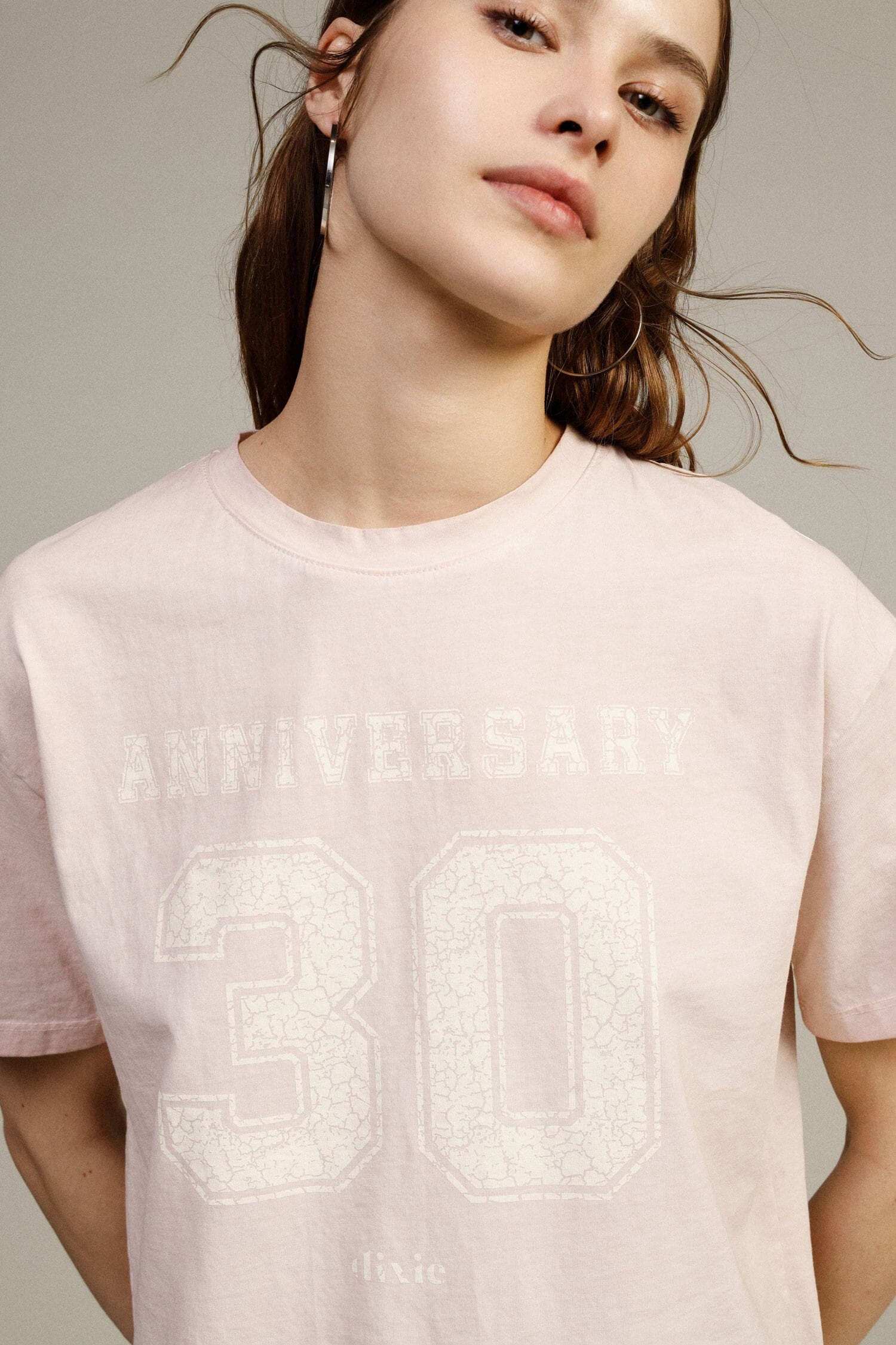 T-Shirt Large Print 30th Anniversary Crew Neck Dixie