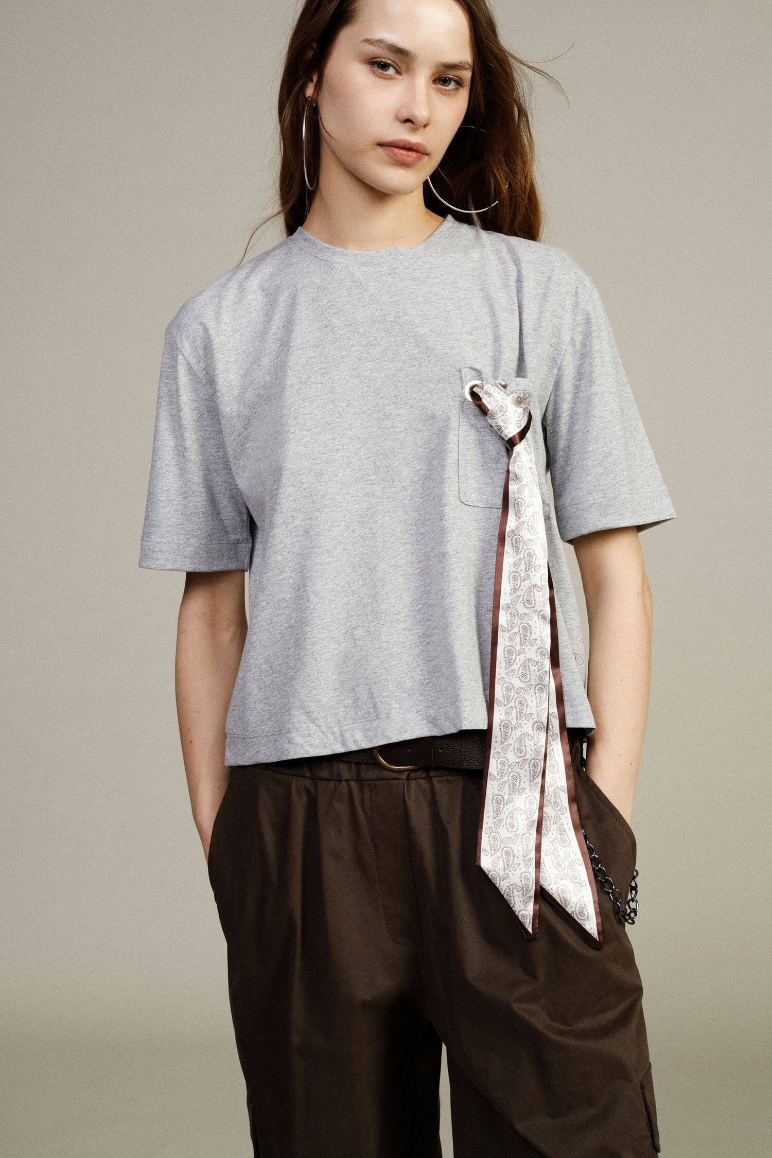 T-Shirt Boxy Fit Con Fazzoletto Decorativo Dixie