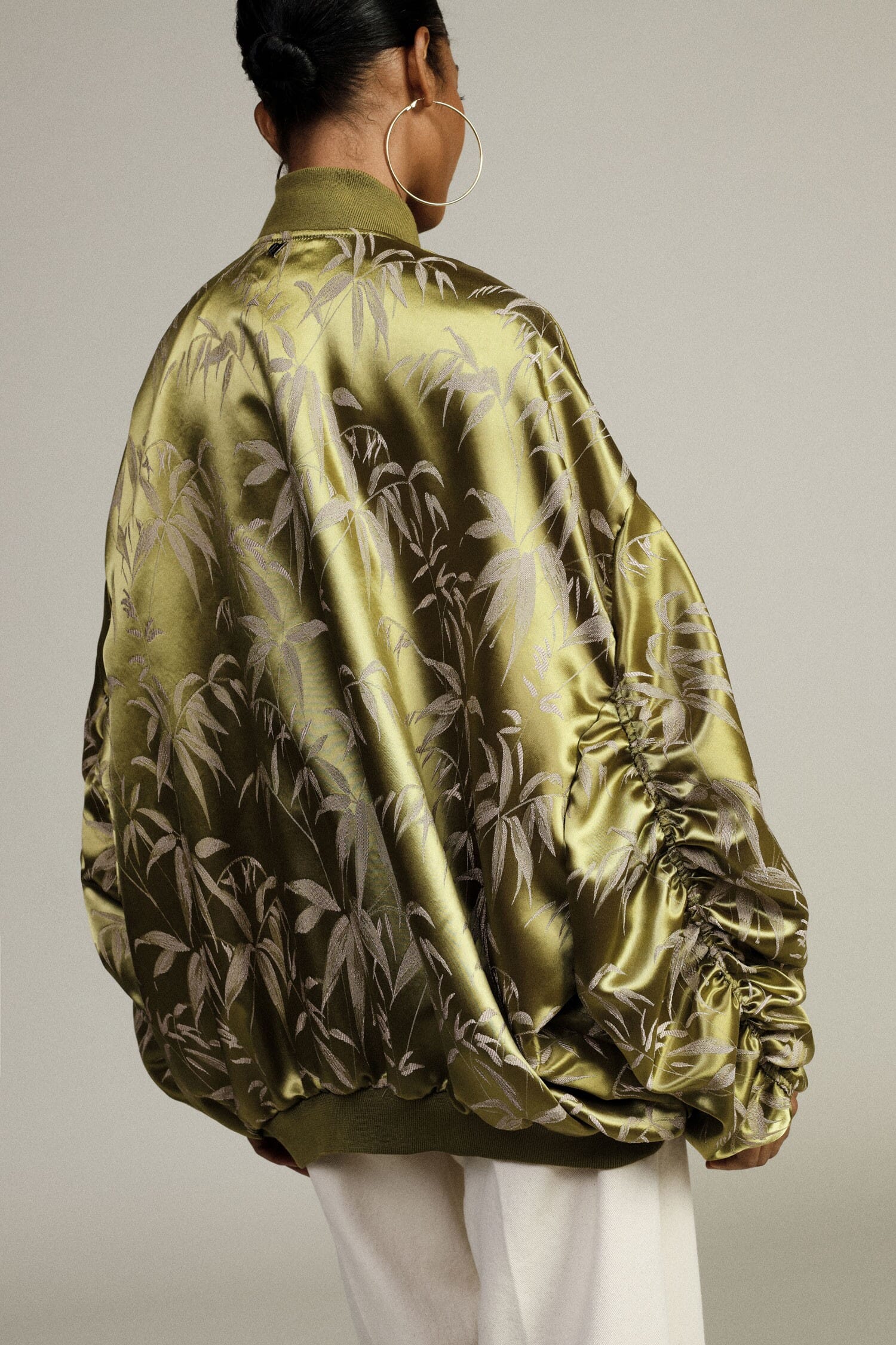 Bomber Oversize Con Stampa Foliage E Zip Dixie