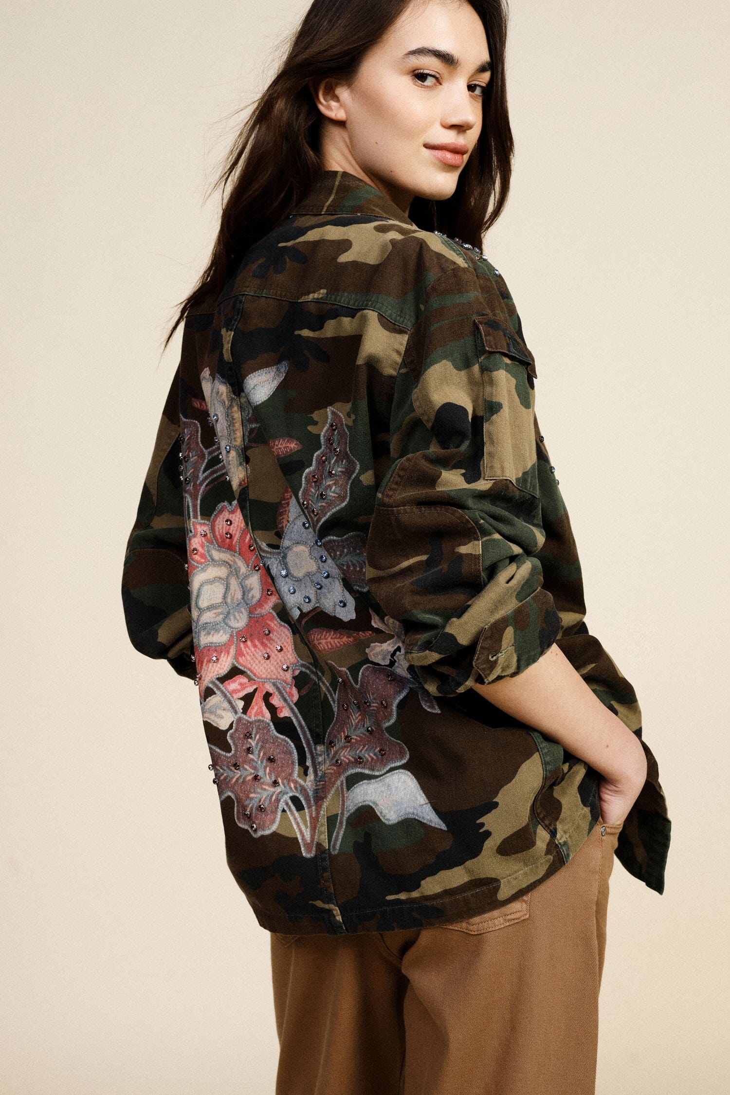 Blazer Con Fantasia Militare E Borchie Dixie