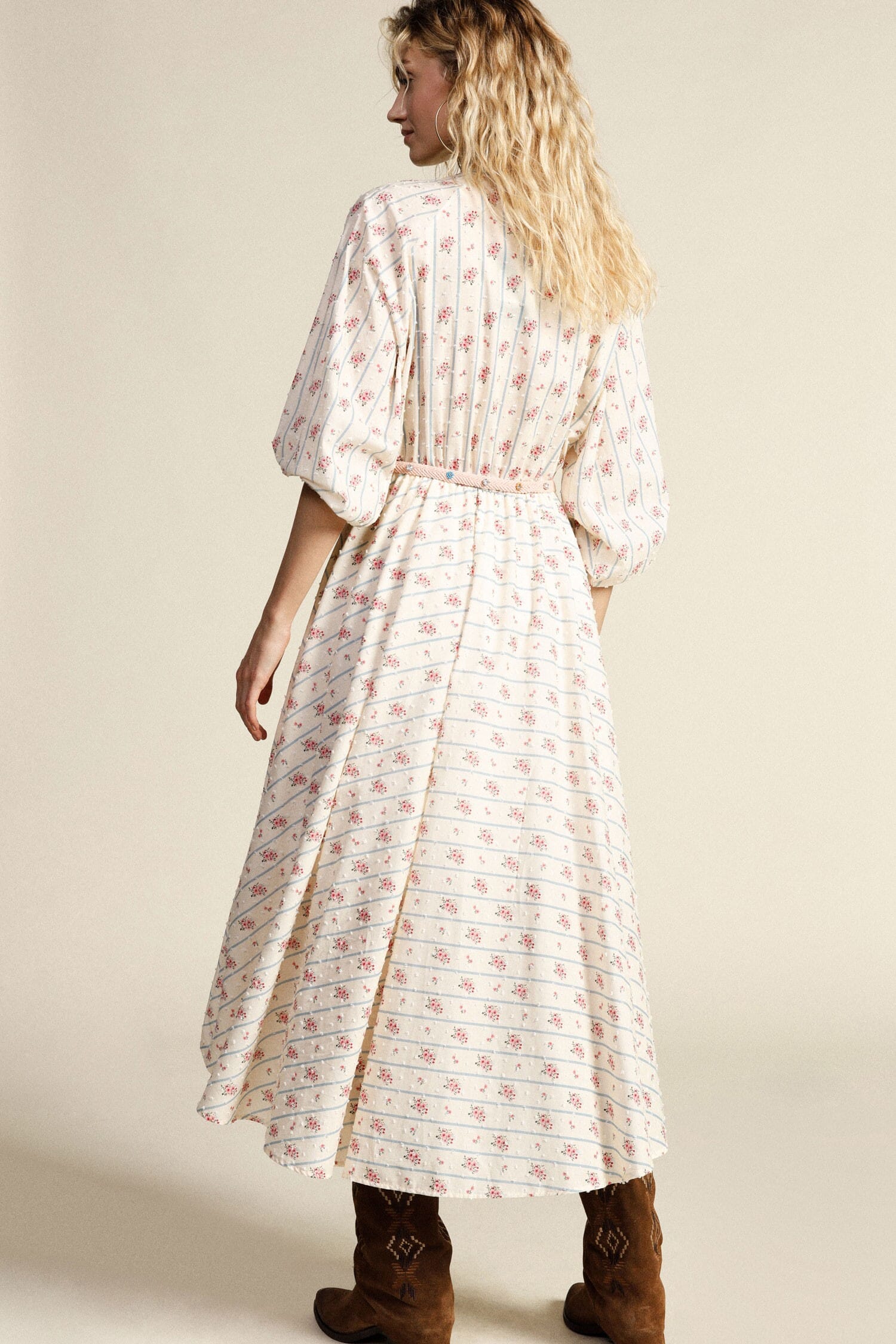 Robe longue à imprimé floral avec ceinture tressée Dixie