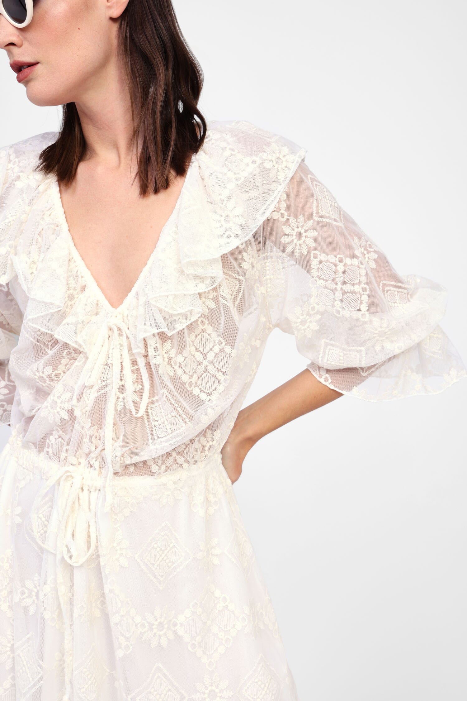 Robe courte et col en V Dixie