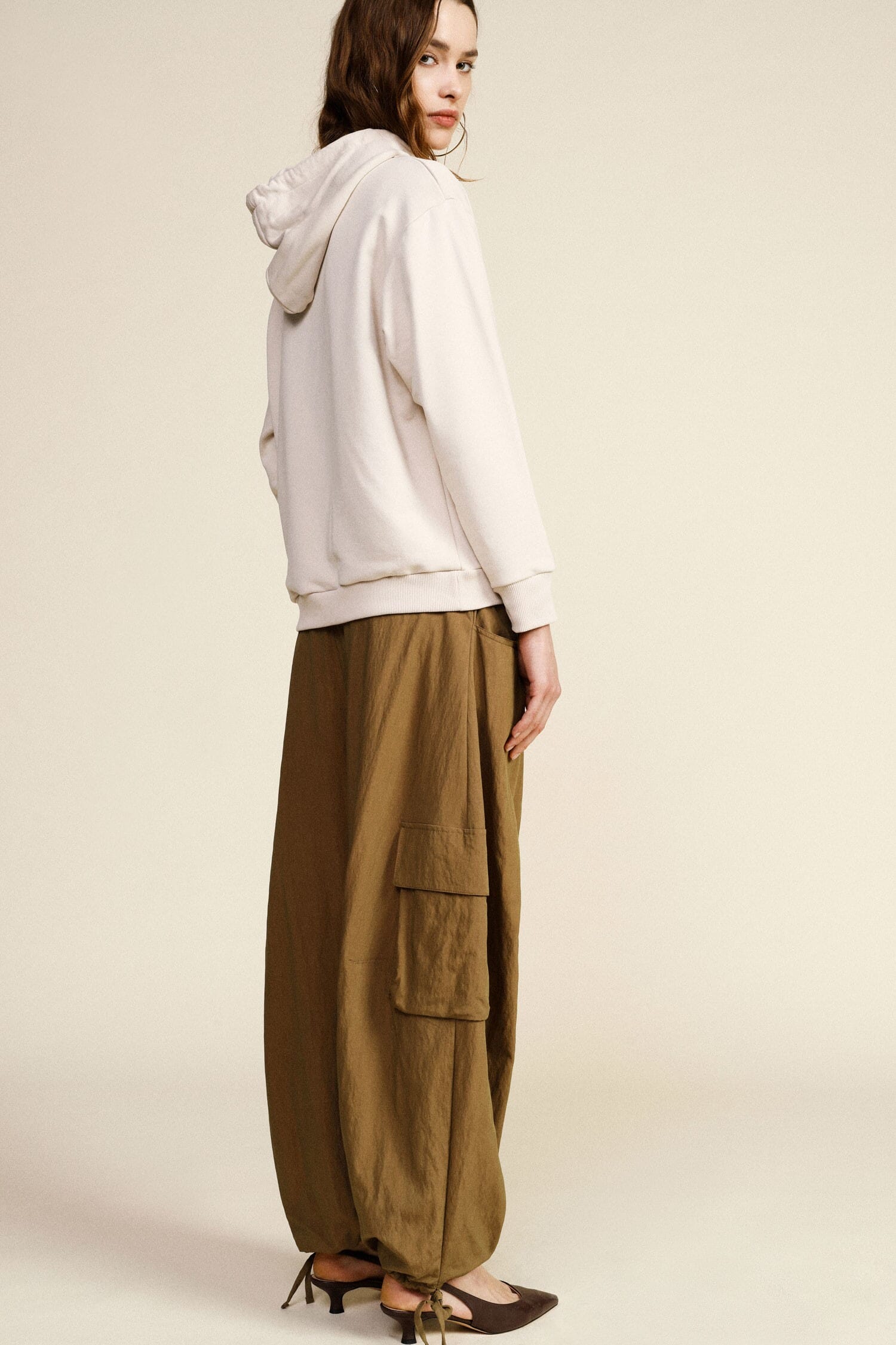 Wide Pants With Side Pockets And Adjustable Bottom Dixie