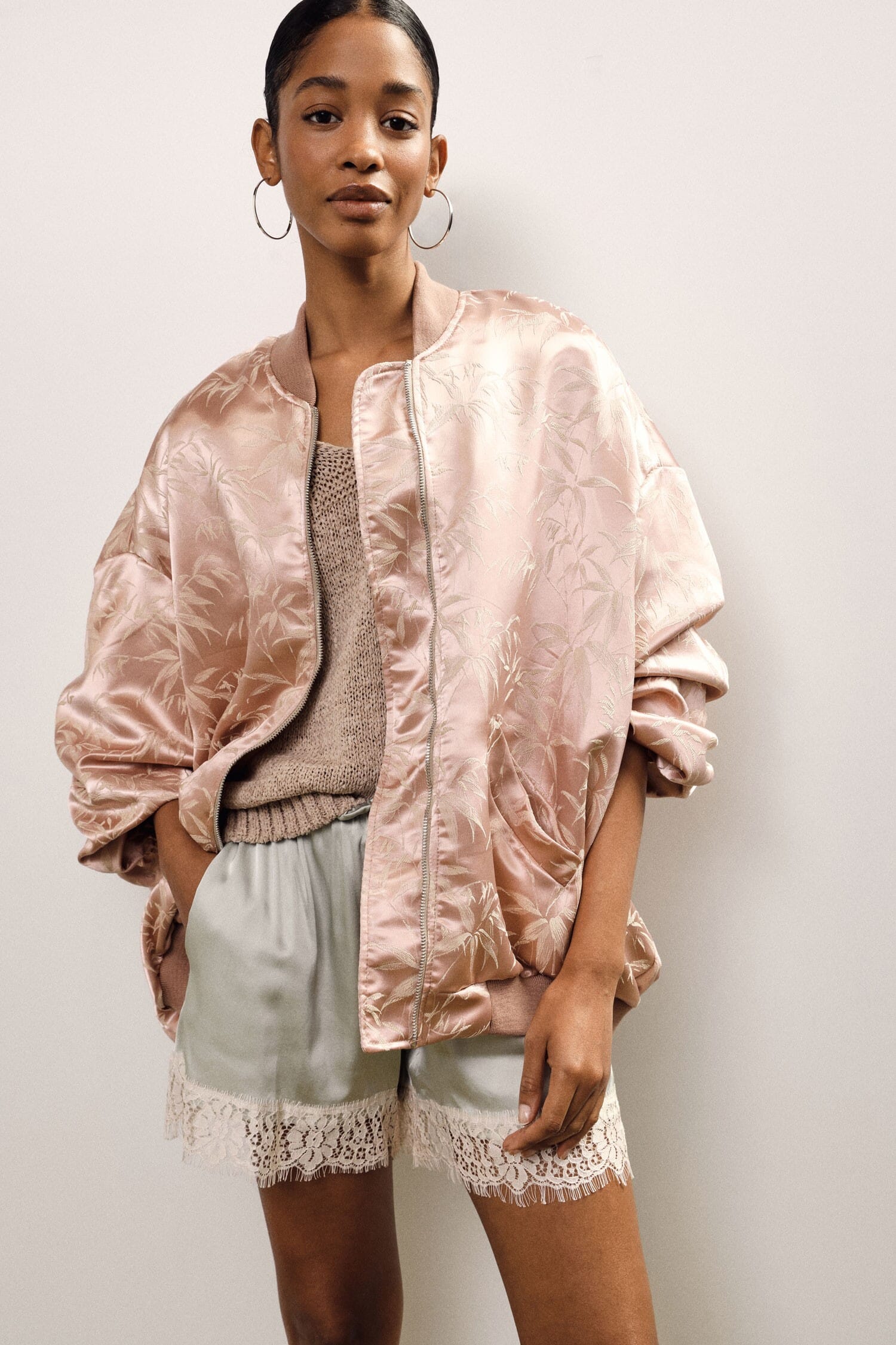 Bomber Oversize Con Stampa Foliage E Zip Dixie