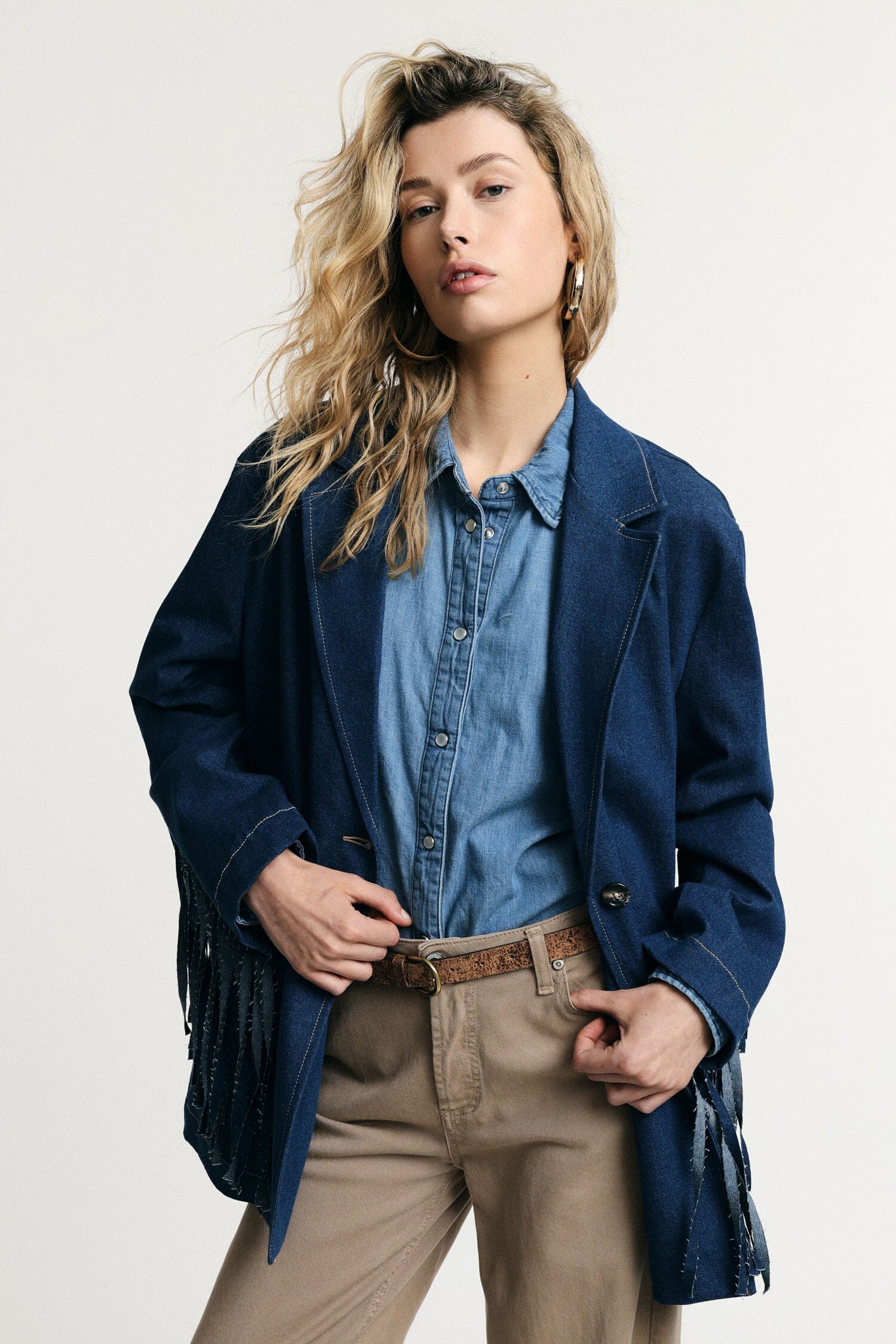 Blazer With Fringes And Button Closure Please