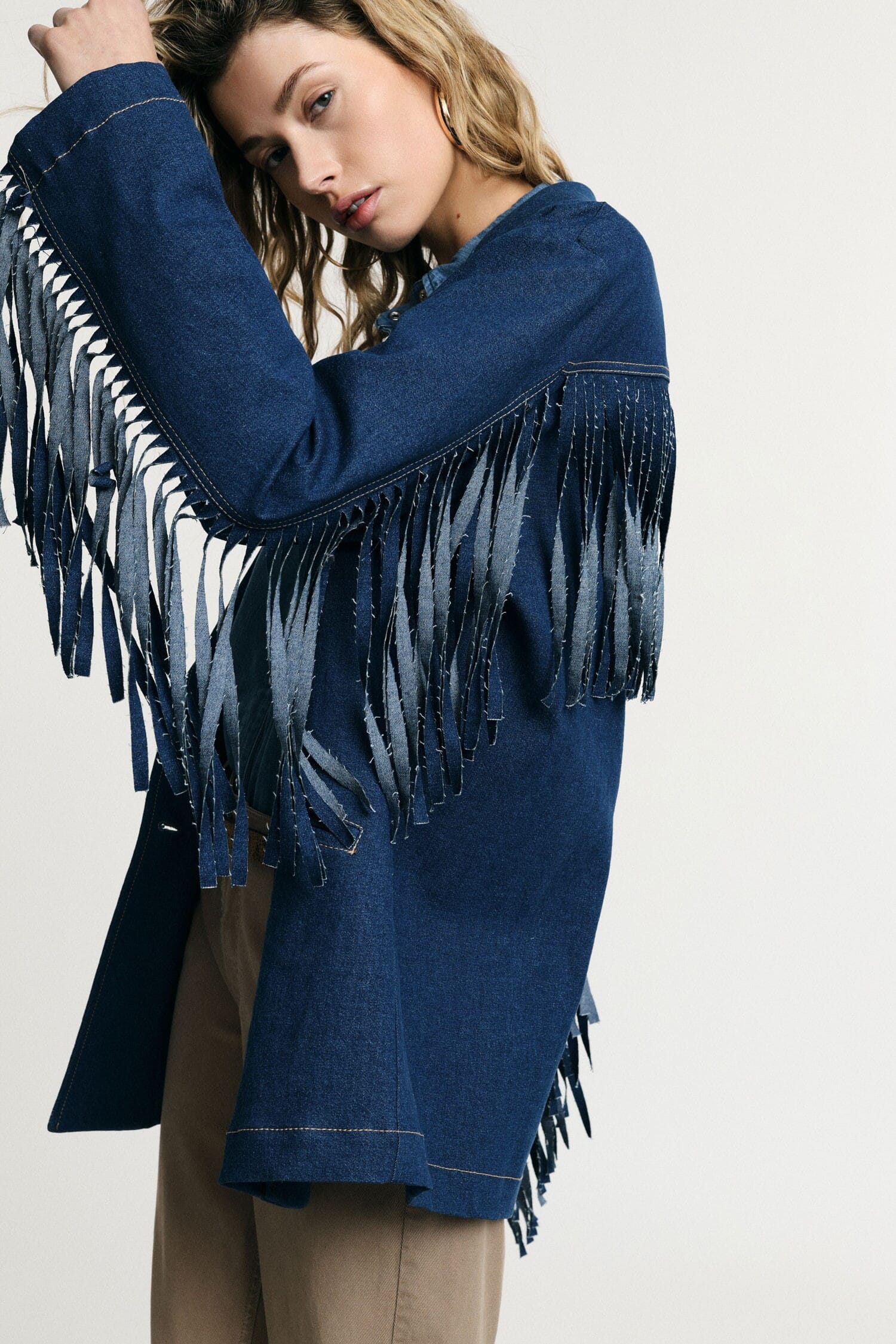 Blazer With Fringes And Button Closure Please