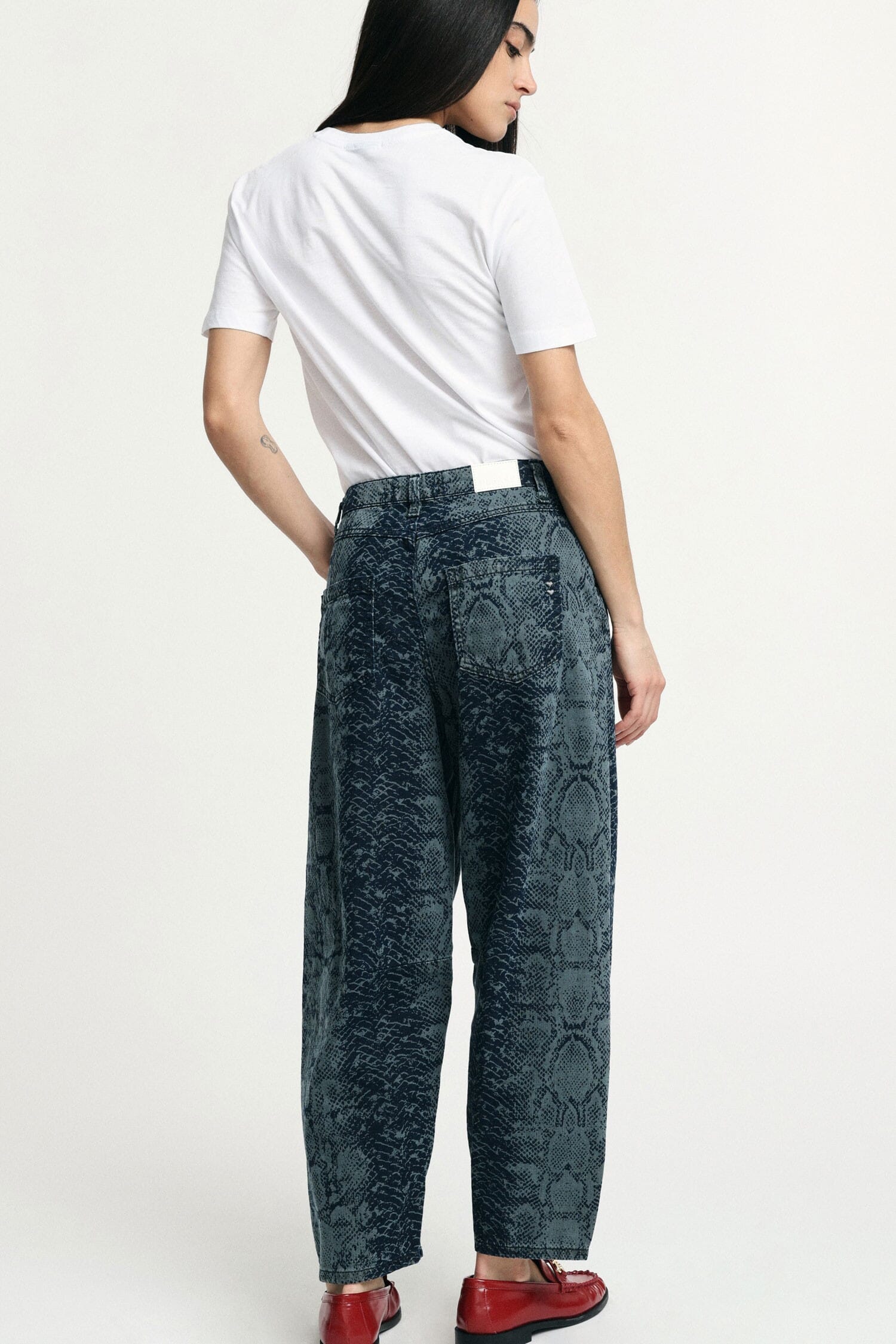 Balloon Jeans Snake Patterned High Waist Please