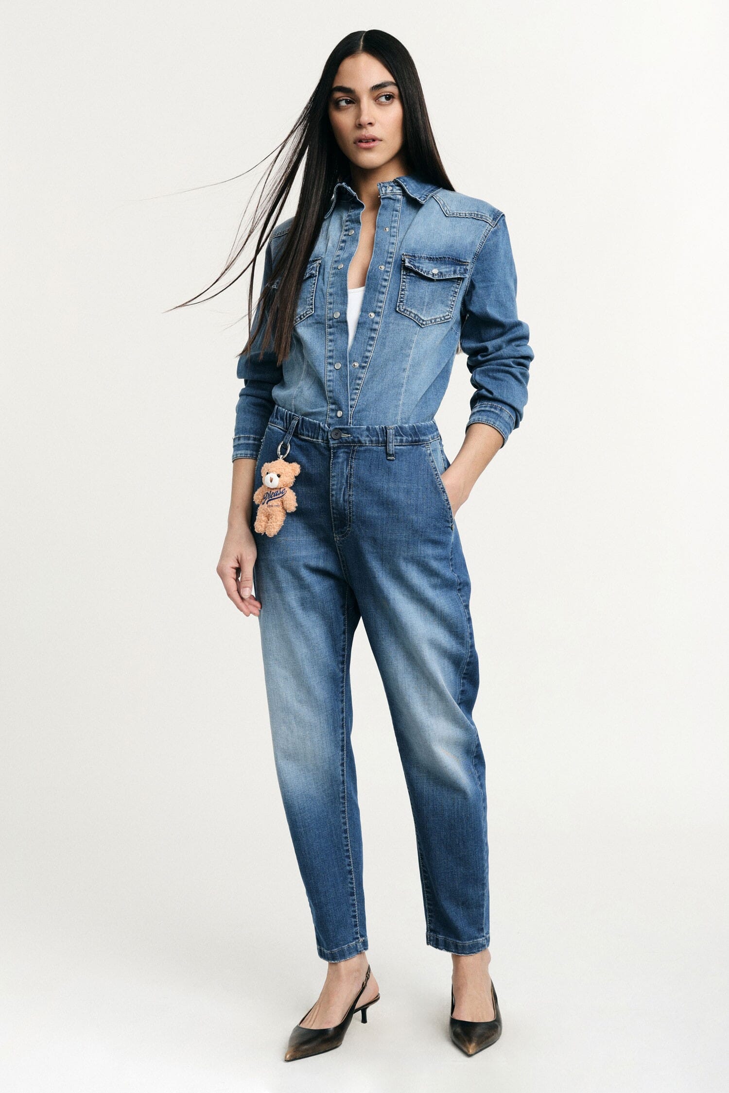 Baloon Fit Jeans With High Waist And Keyring Bear Please