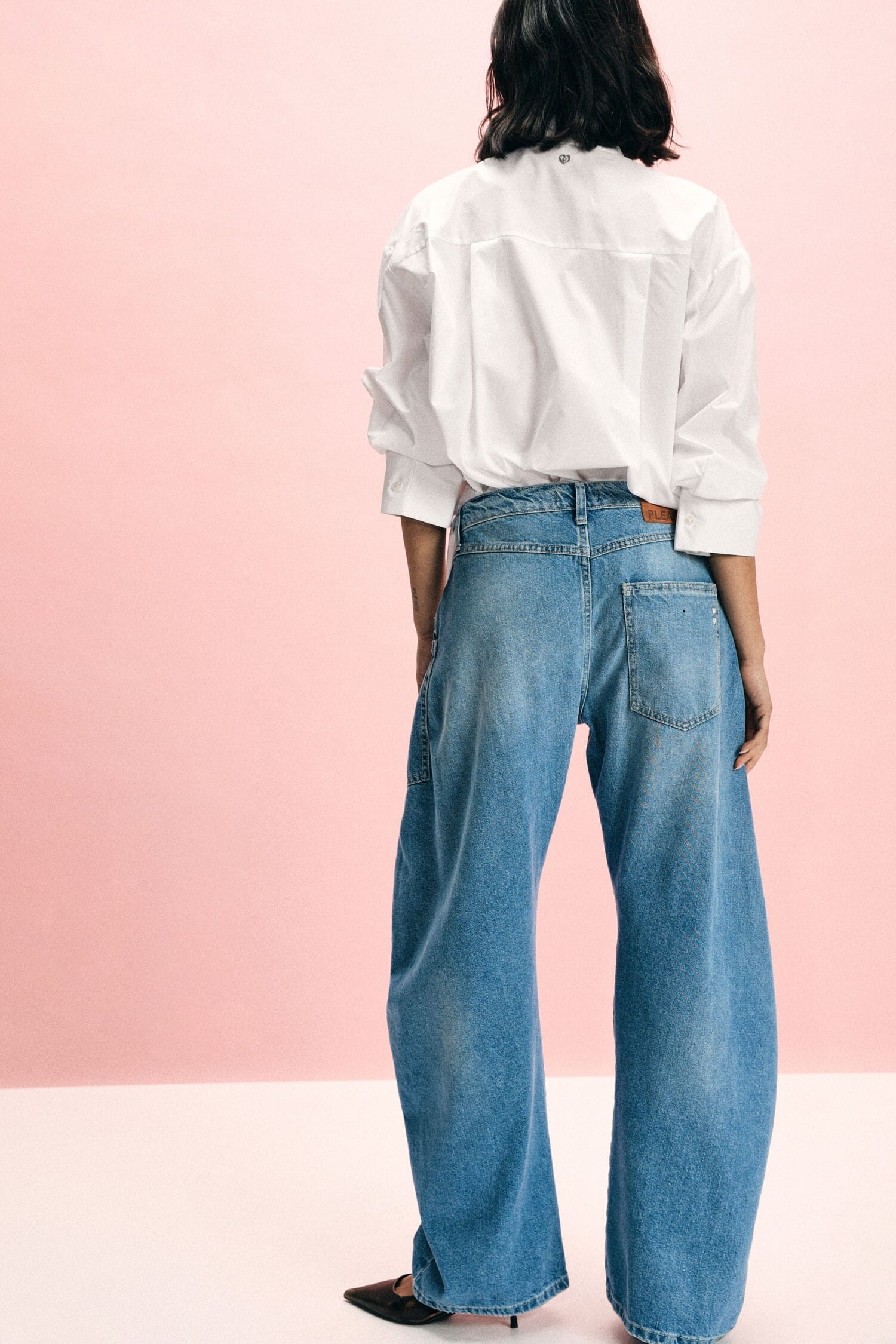 Jeans Wide Leg Strappo E Tasca Applicata Please