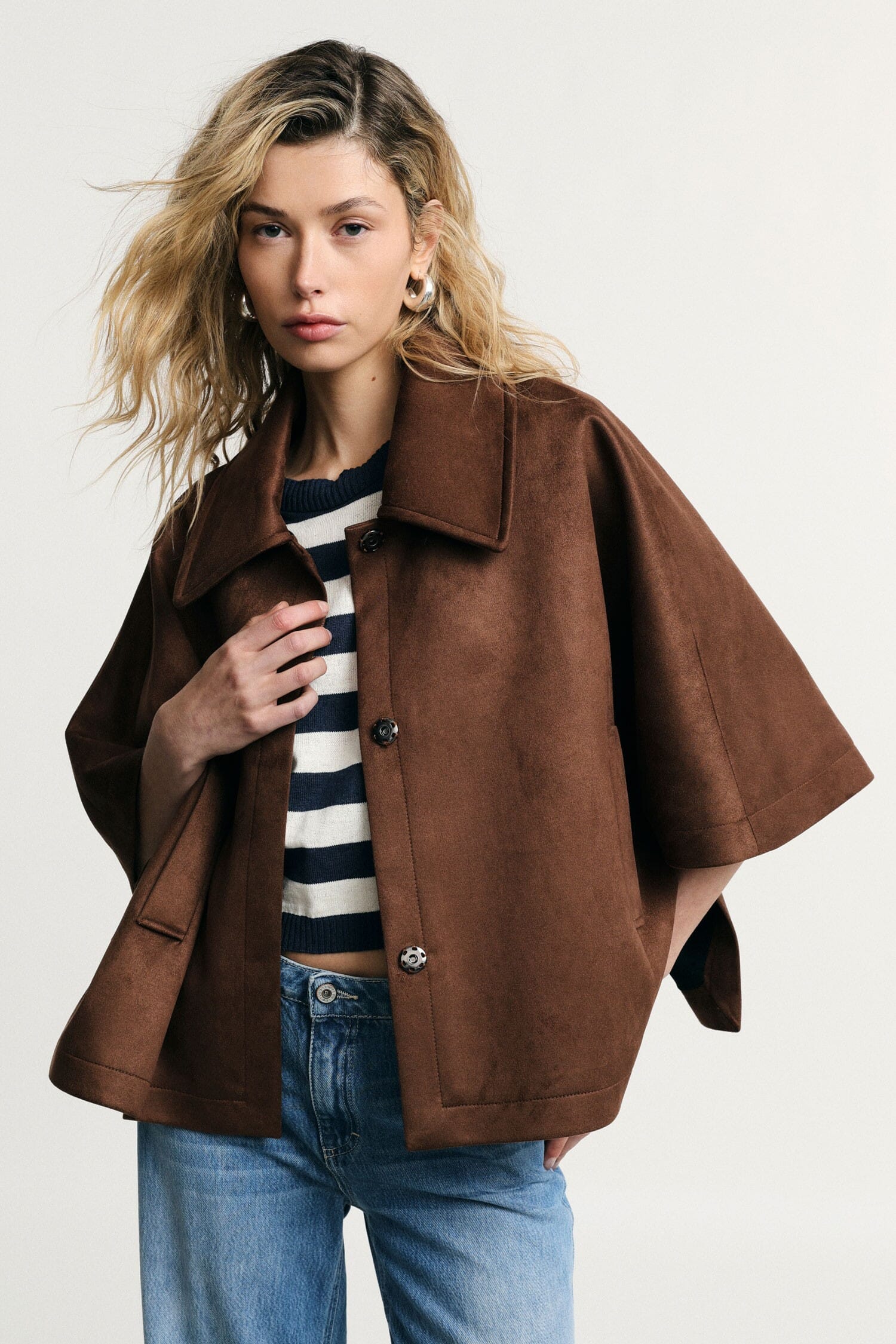 Over Shirt Jacket With Short Sleeves And Buttons Please