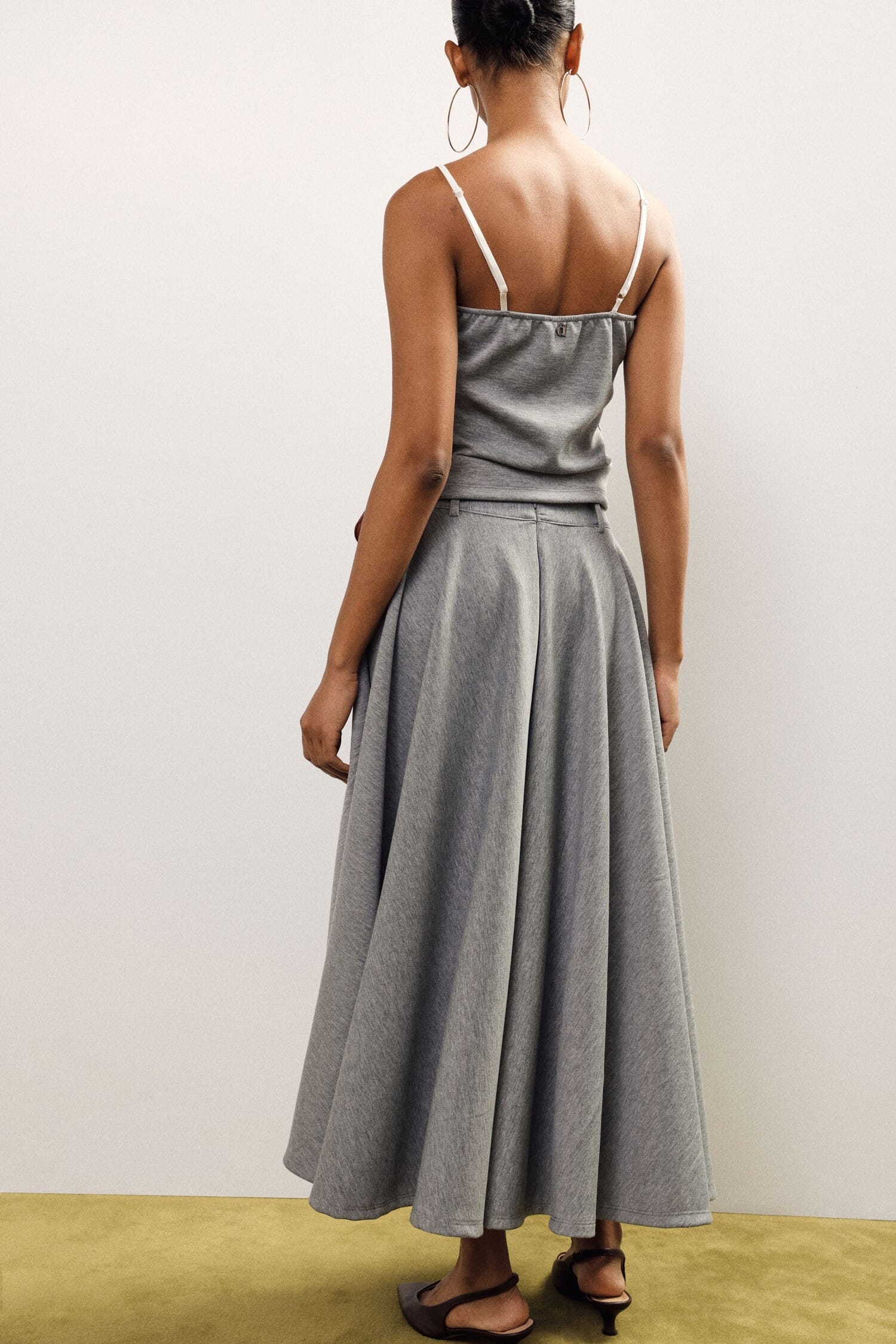 Pleated Midi Skirt With Belt And Mini Dixie Bag