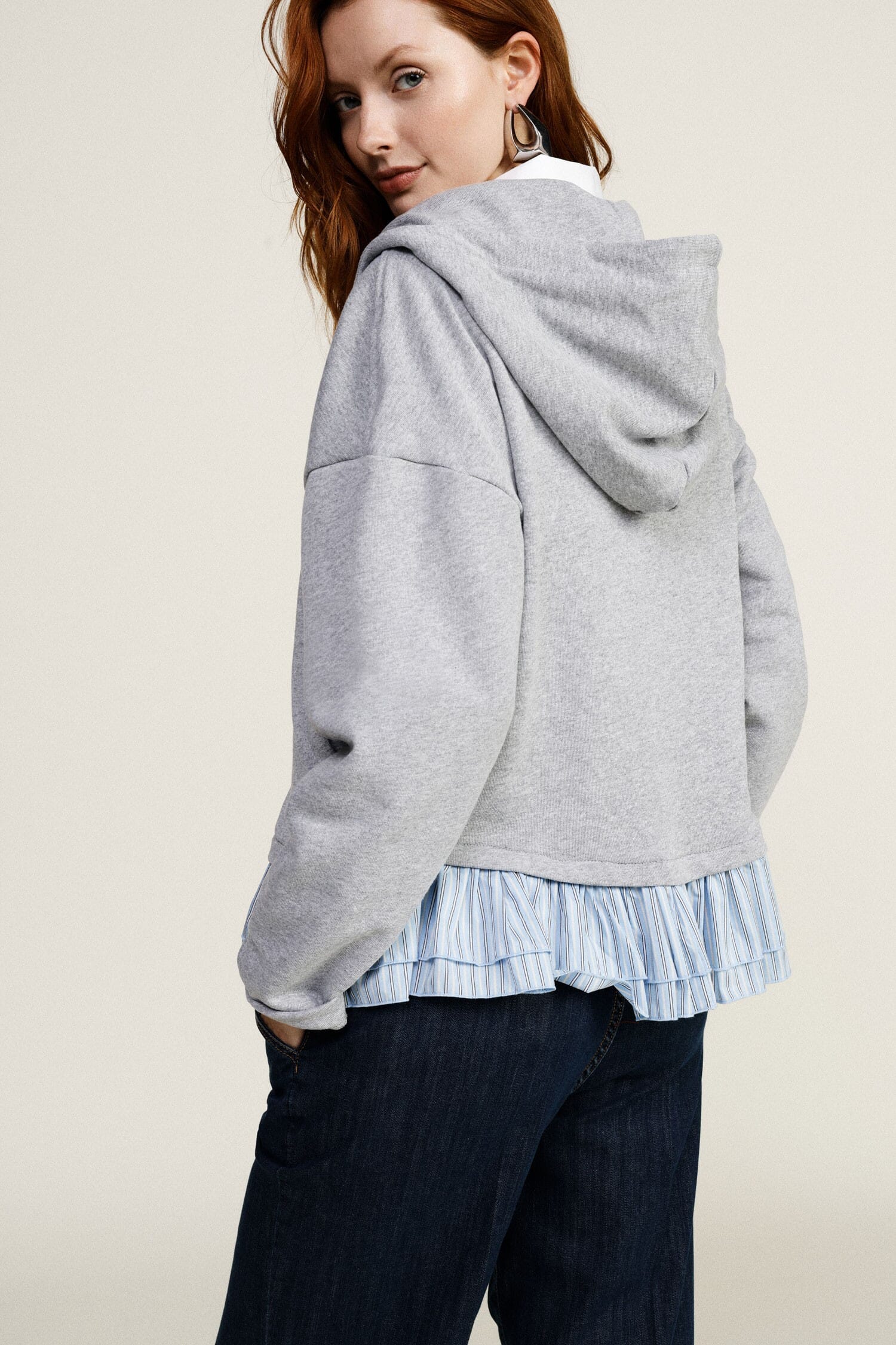 Dixie Sweatshirt à capuche avec volants plissés