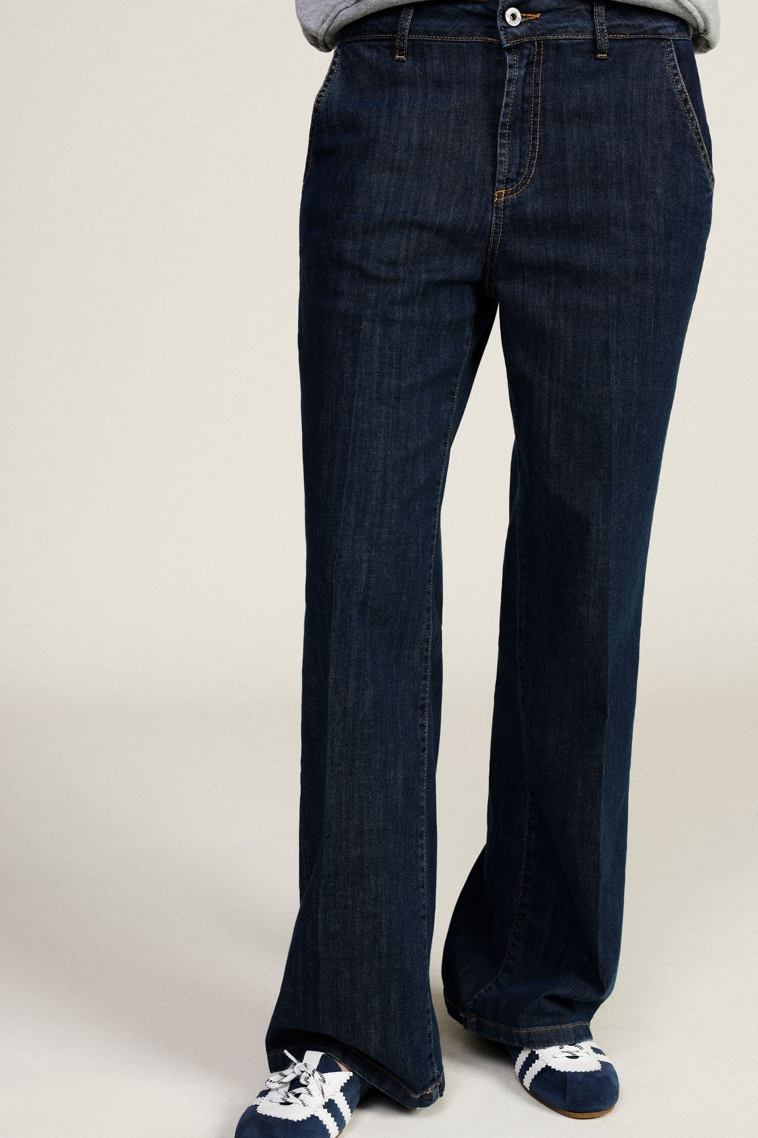 Wide-leg trousers with front seams Dixie