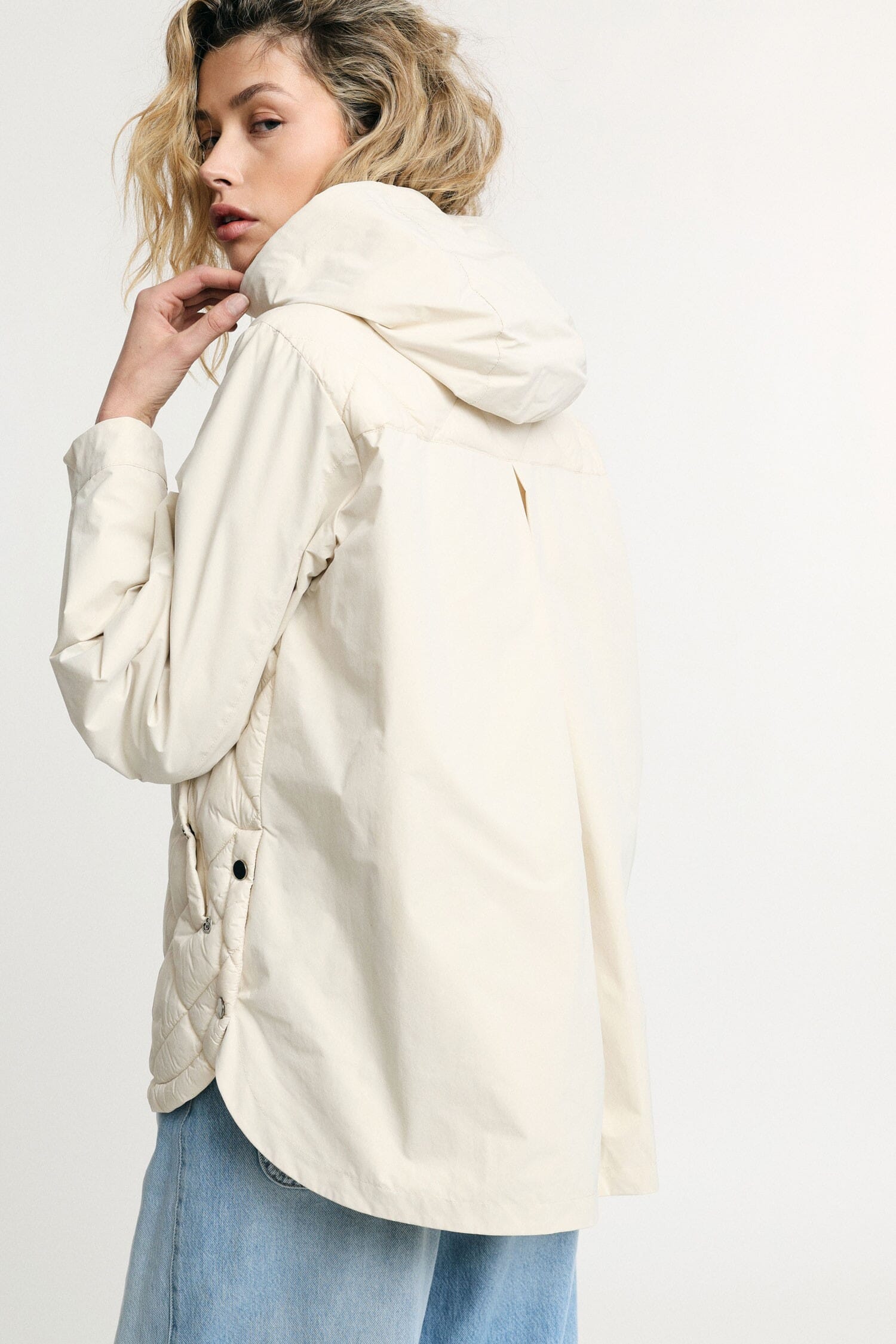 Short Quilted Jacket With Hood And Zip Please