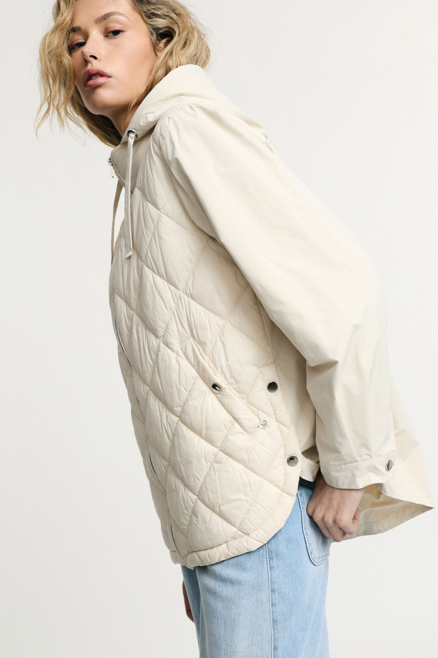 Short Quilted Jacket With Hood And Zip Please