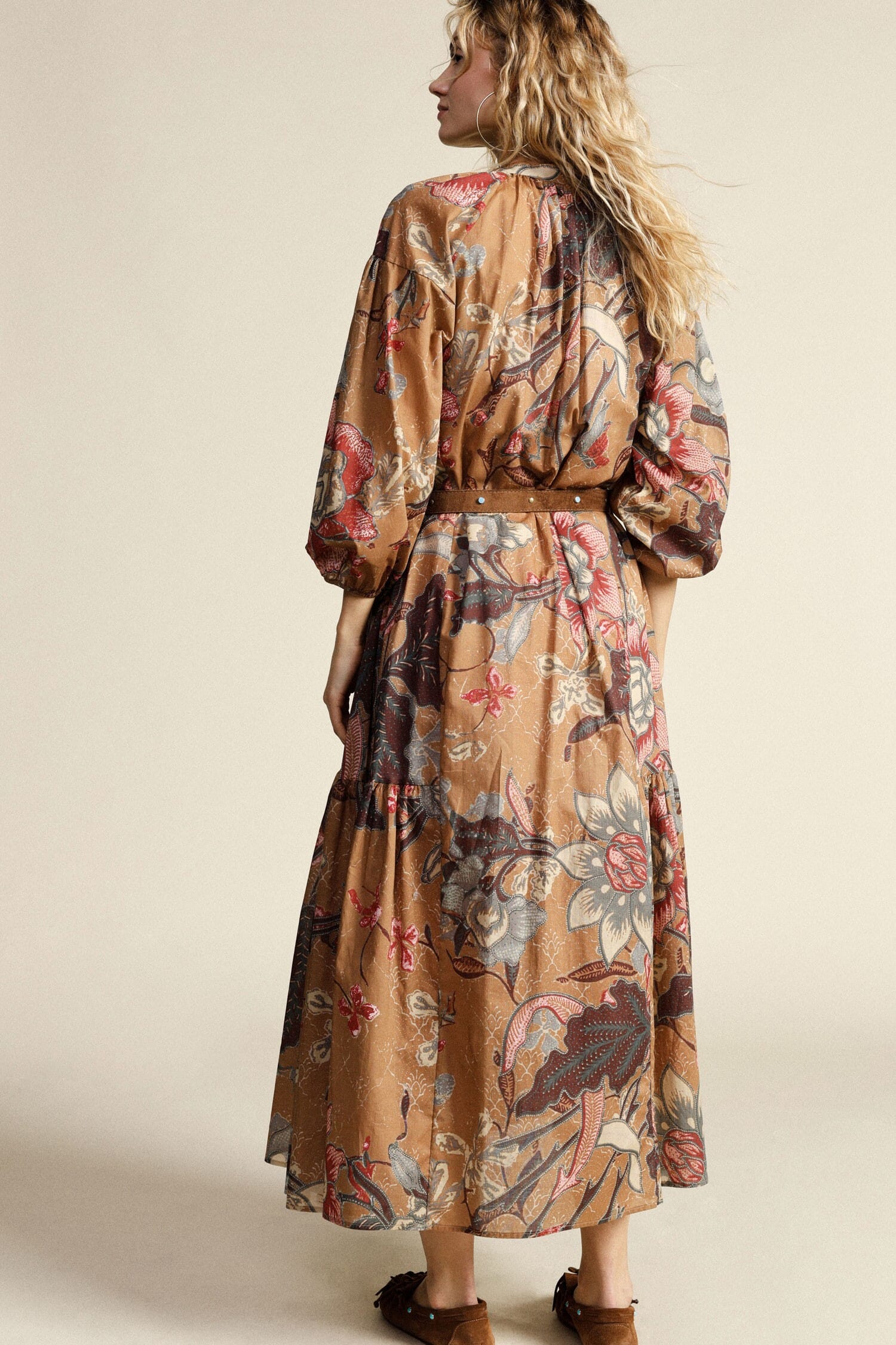 Robe longue imprimée avec boutons et ceinture Dixie