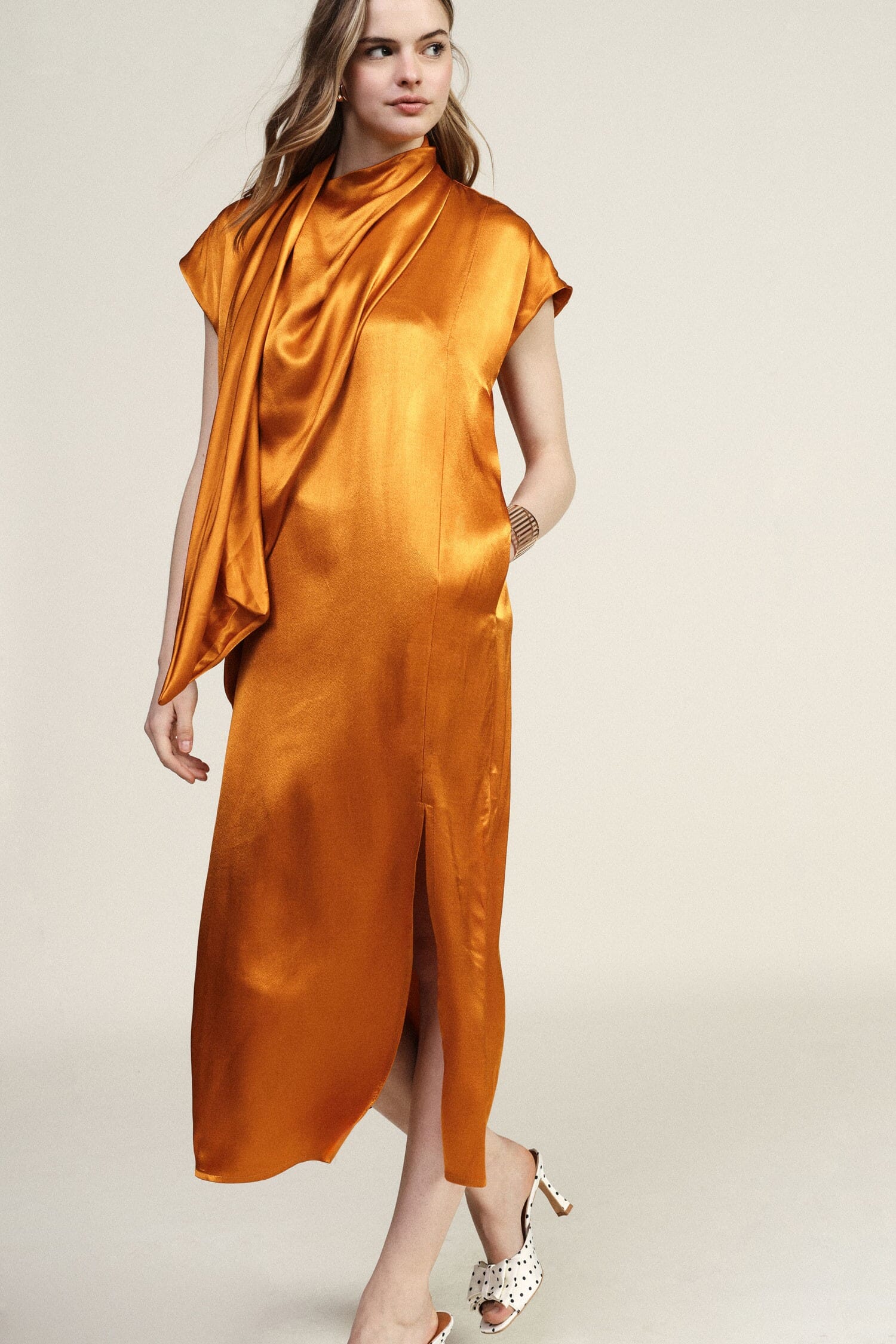 Long Sleeveless Dress With Asymmetrical Drape Dixie