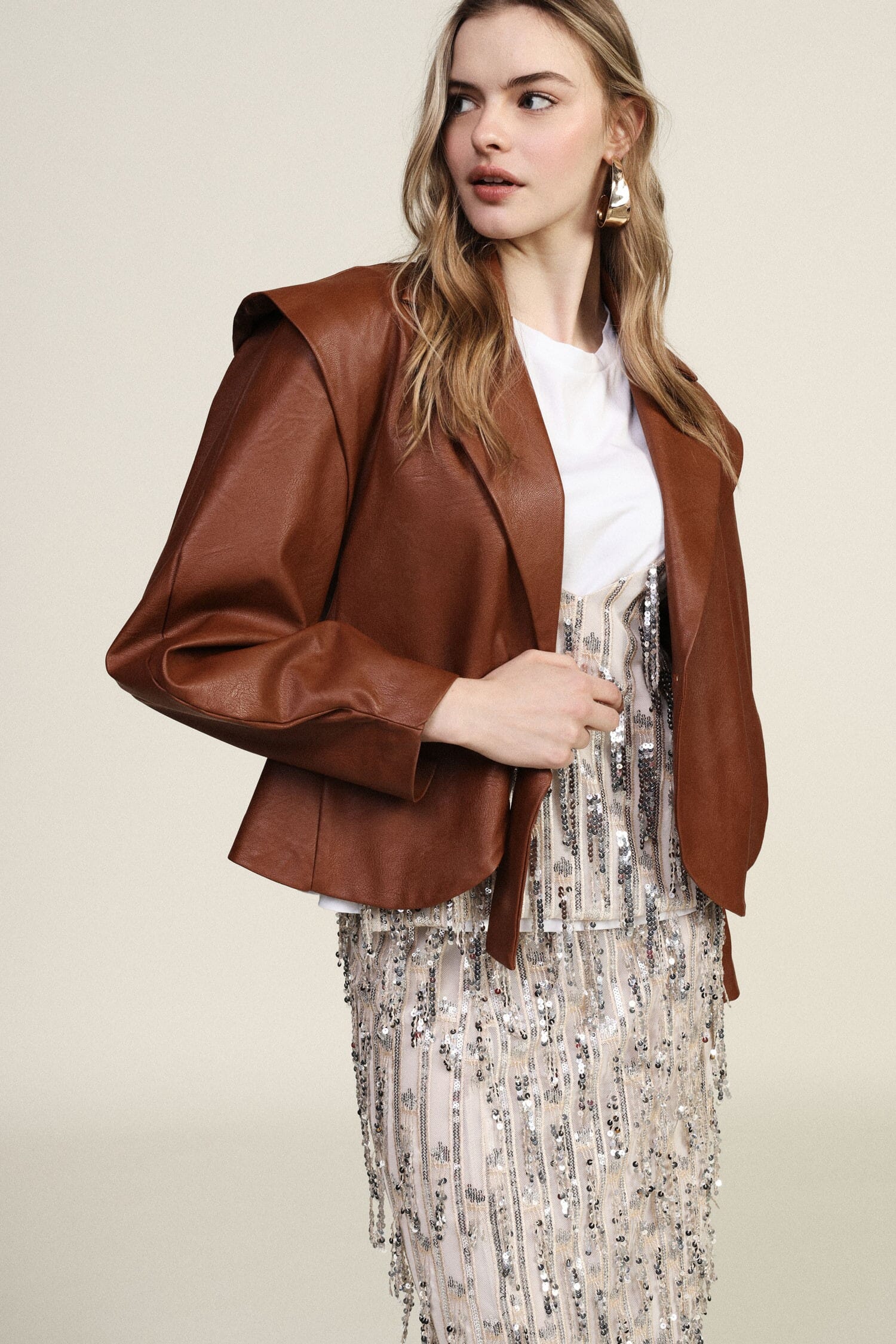 Giacca In Ecopelle Con Spalle Strutturate E Cintura Dixie