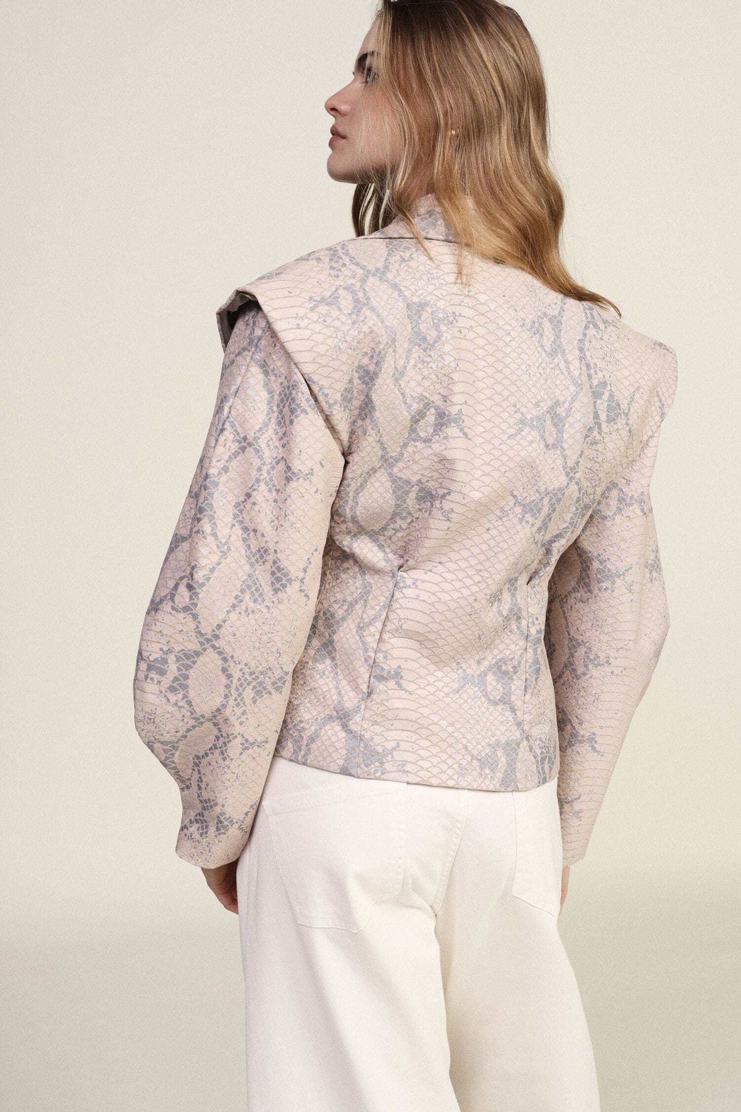 Veste en cuir imprimé serpent avec boucle Dixie