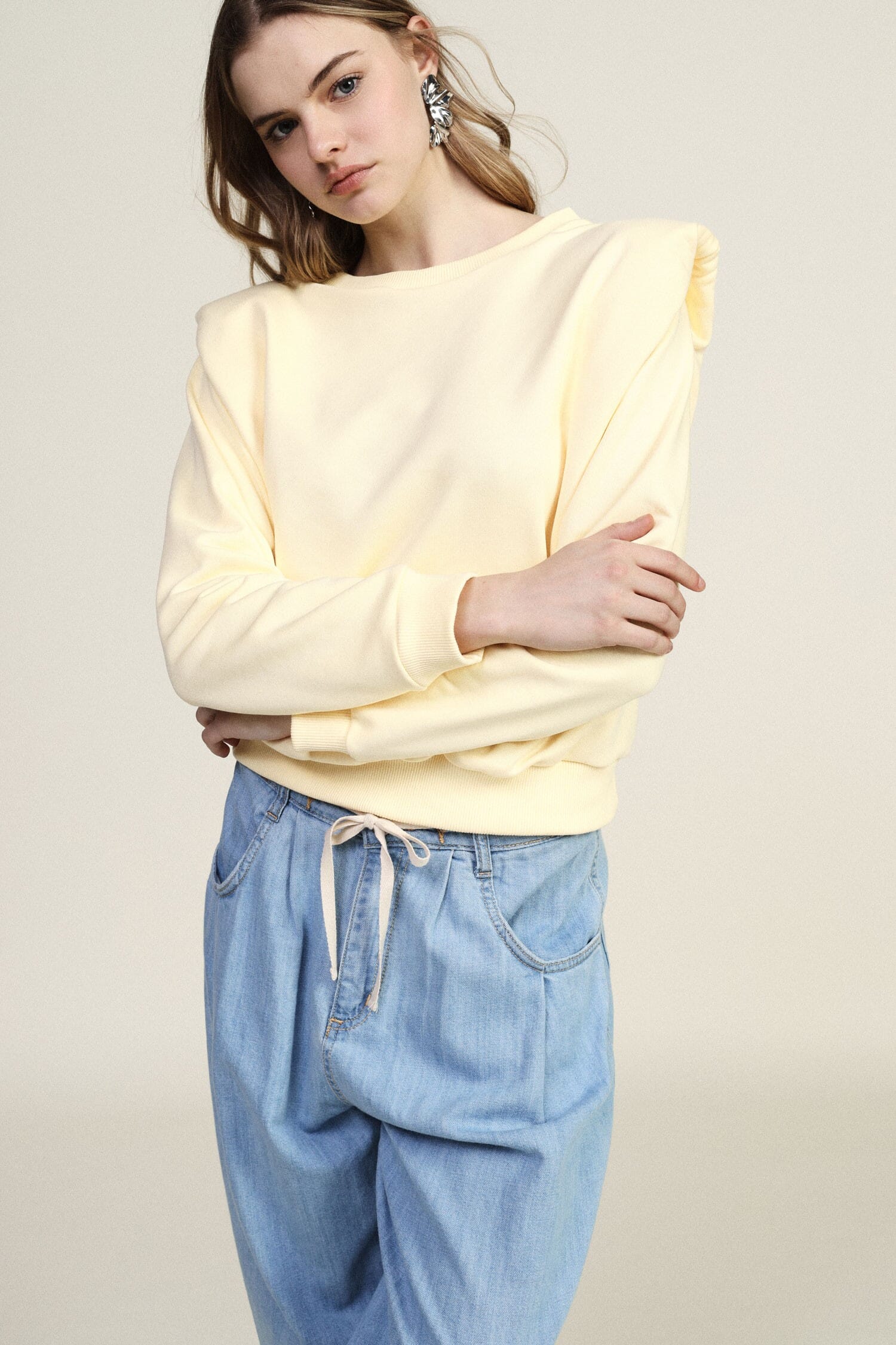 Sweatshirt Crew-neck Structured Shoulders Elasticised Hem Dixie