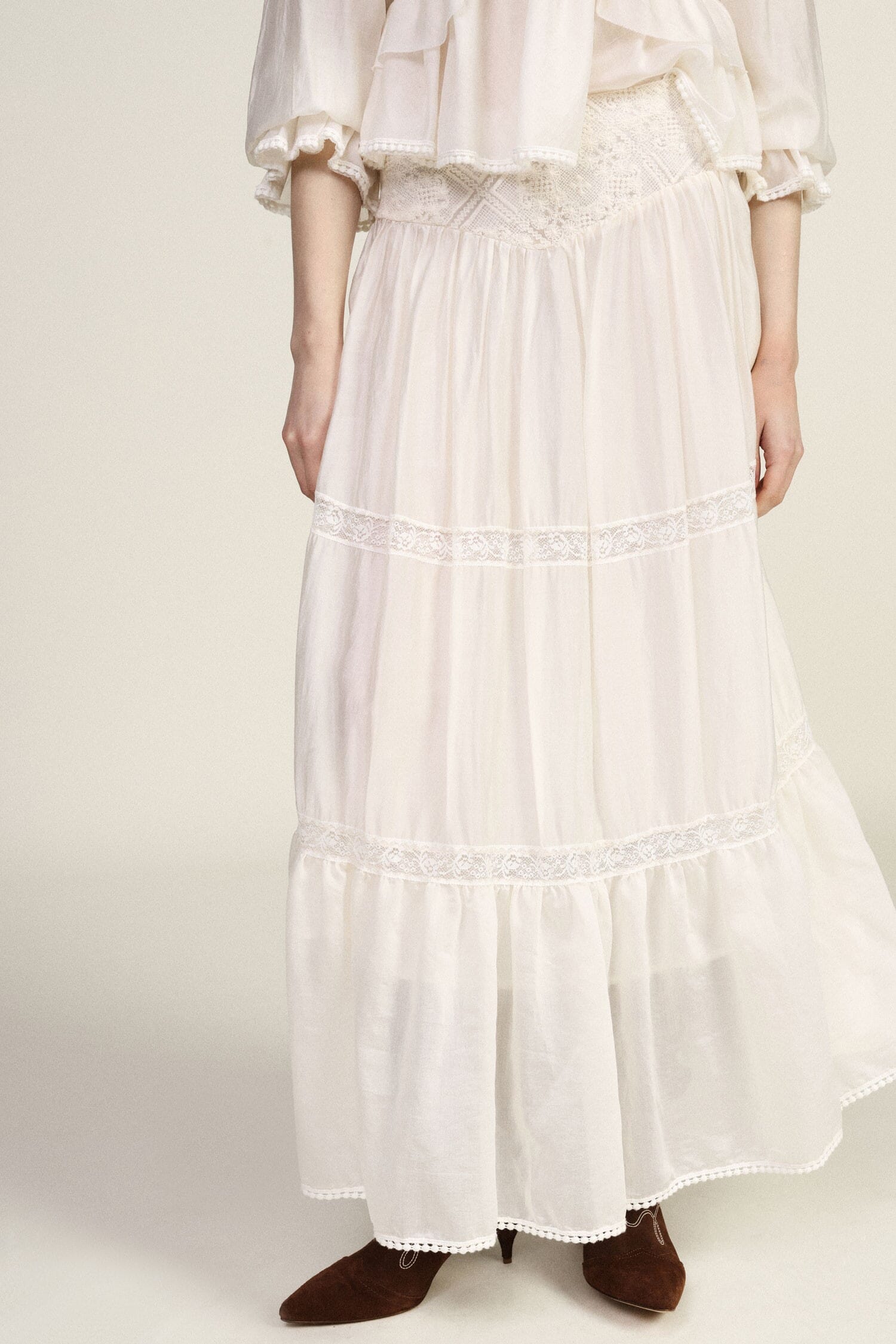 Long Flounced Skirt With Delicate Inserts Dixie