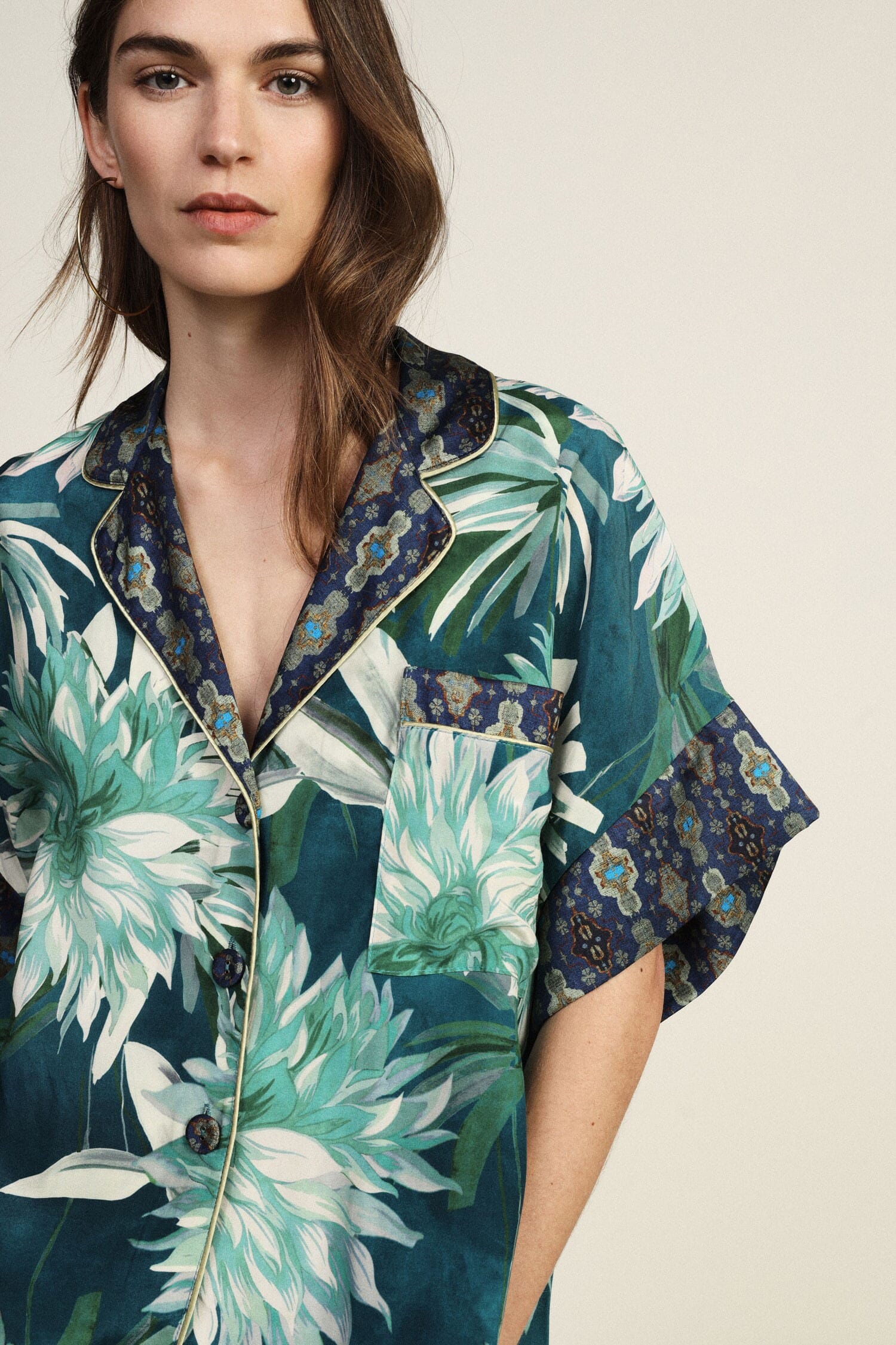 Shirt With Floral Pattern And Dixie Pocket