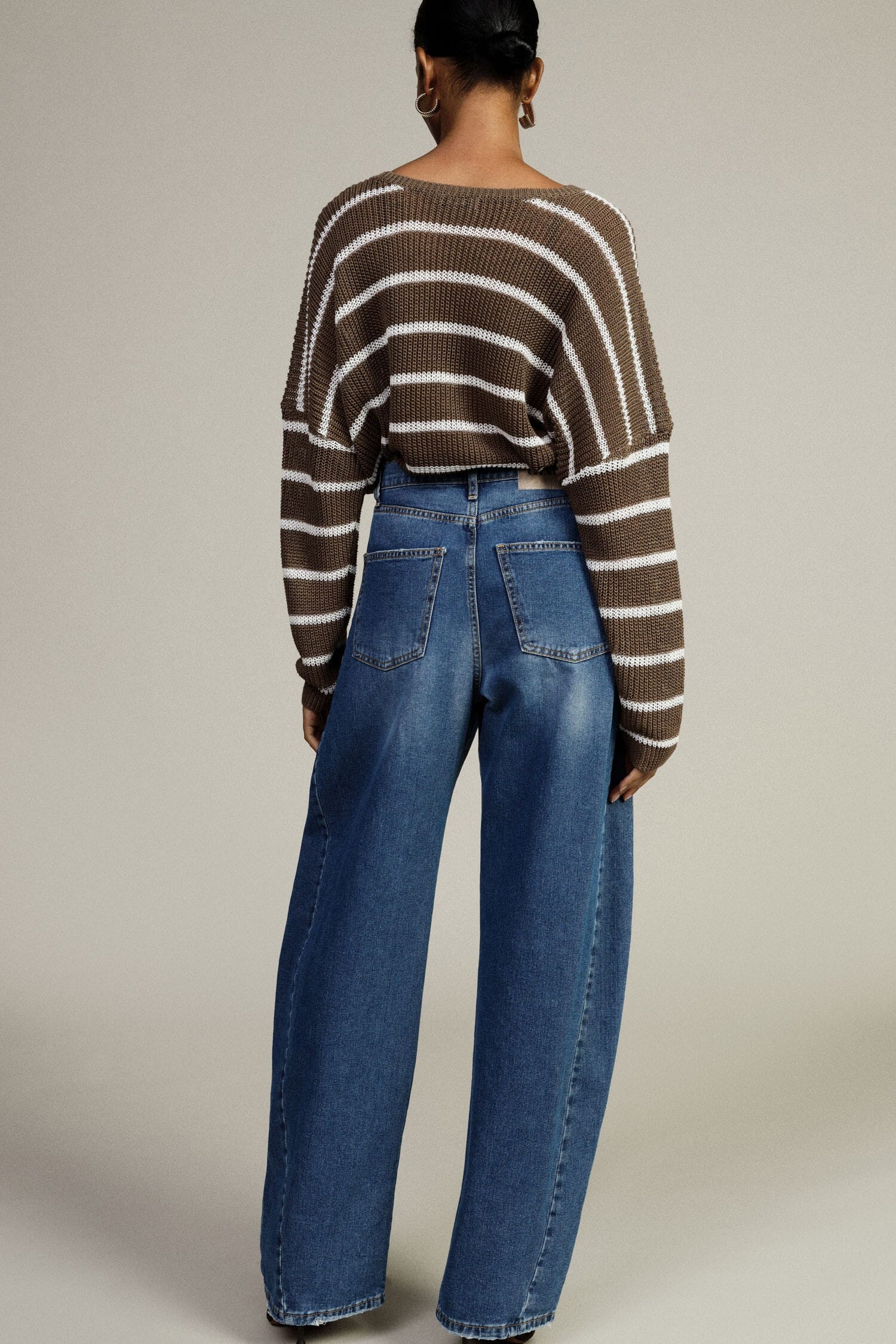 Balloon Fit Jeans With Wide Legs And Dixie Darts