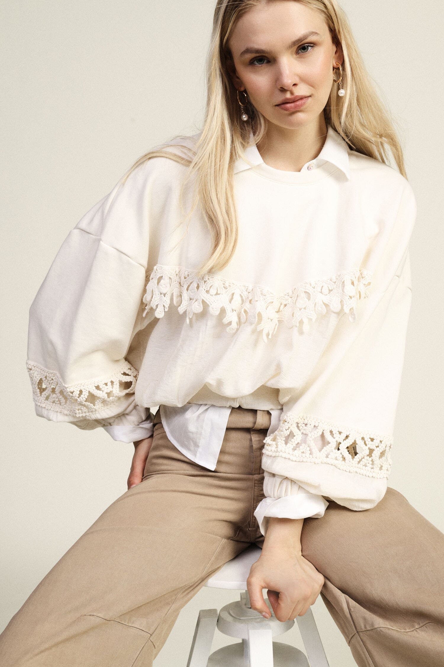 Wide Sweatshirt With Perforated Details And Embroidered Inserts Dixie