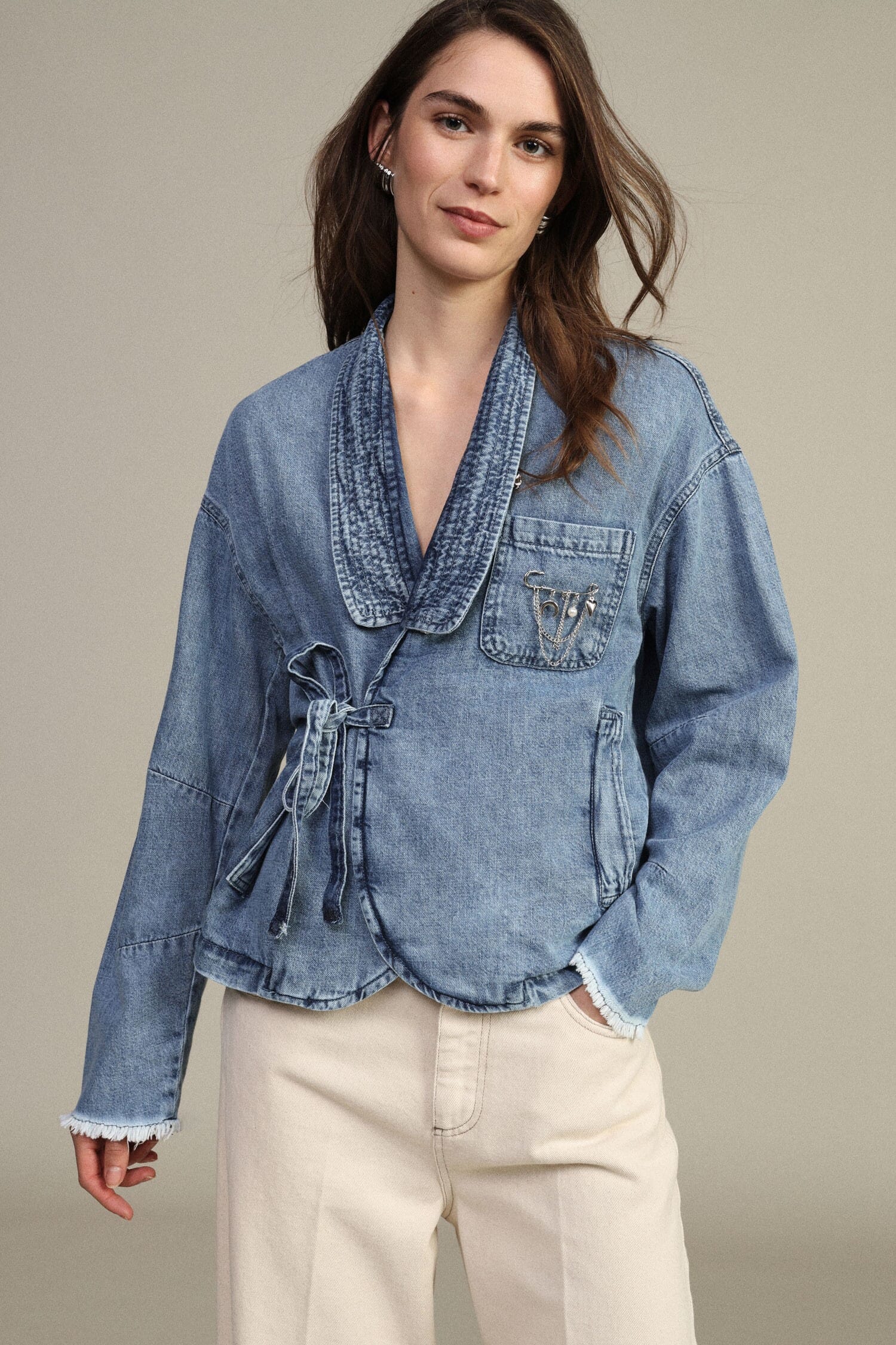Denim Jacket Con Chiusura Incrociata E Taschino Dixie