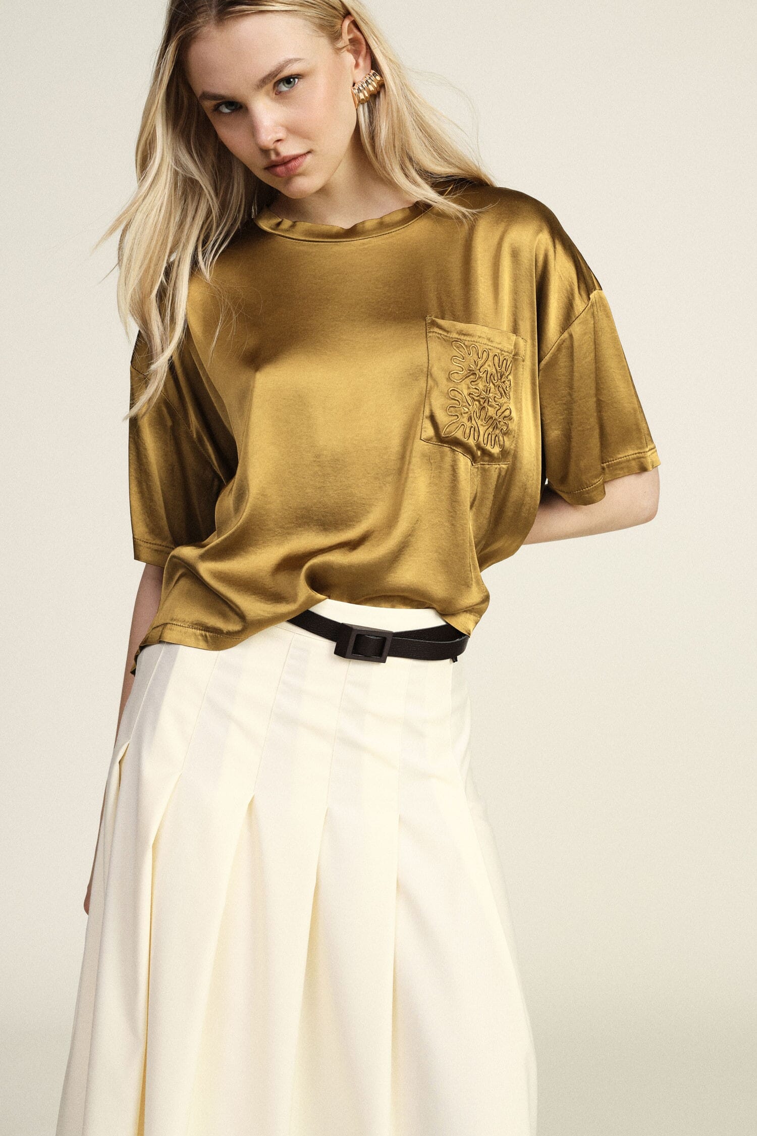 T-Shirt With Embroidered Pocket And Boxy Cut Dixie