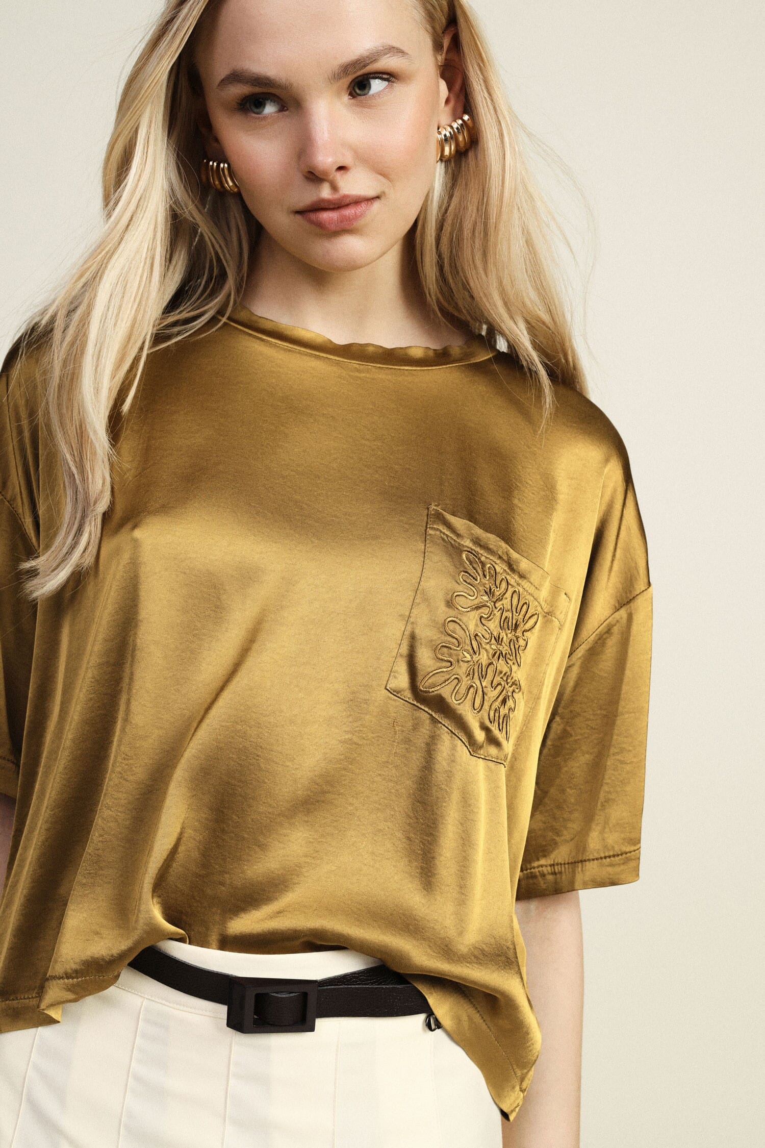 T-Shirt With Embroidered Pocket And Boxy Cut Dixie