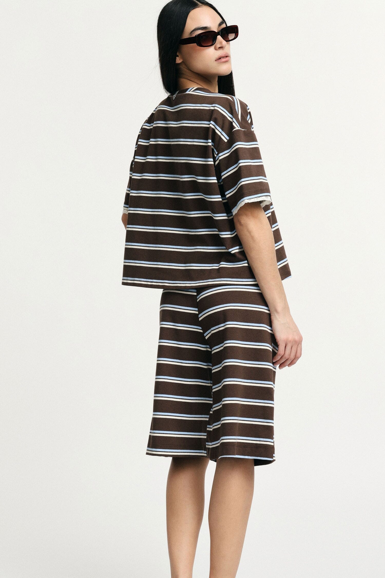 Bermuda rayé avec taille élastiquée et cordon de serrage S.V.P.