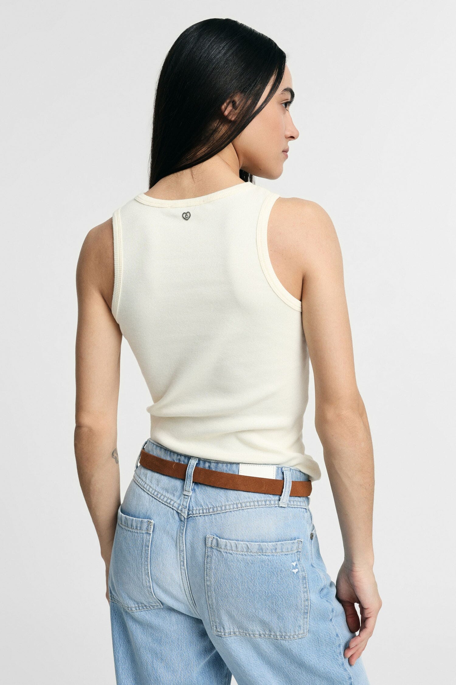 Sleeveless Crew Neck Top FitExc3\Xa0 Regular Please