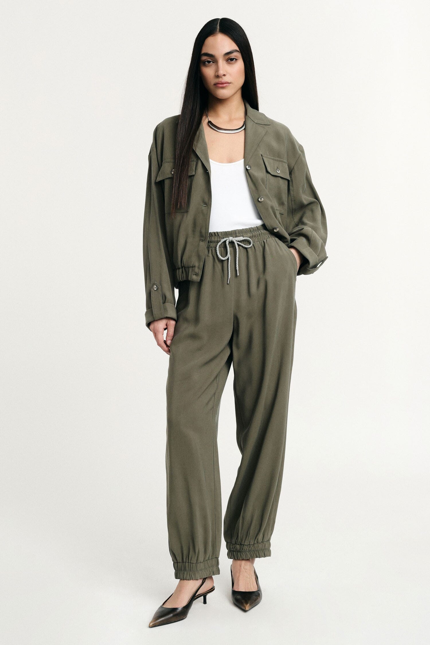 Trousers With Elastic Waist And Jogger Bottom Please