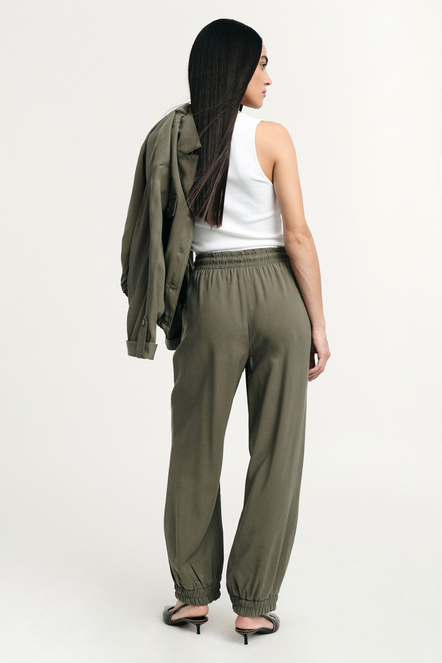 Trousers With Elastic Waist And Jogger Bottom Please