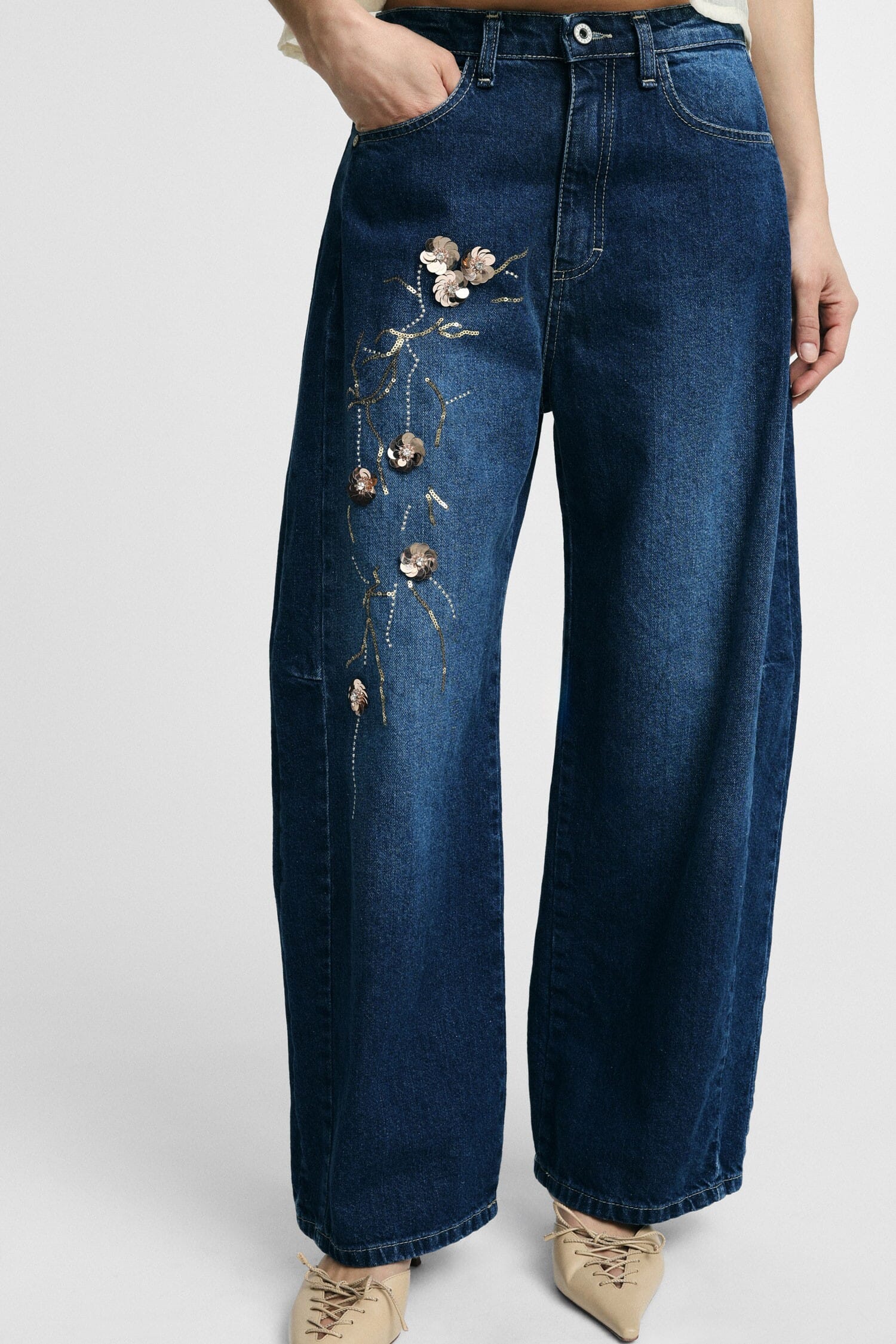 Wide Leg Jeans With Floral Embroidery Please