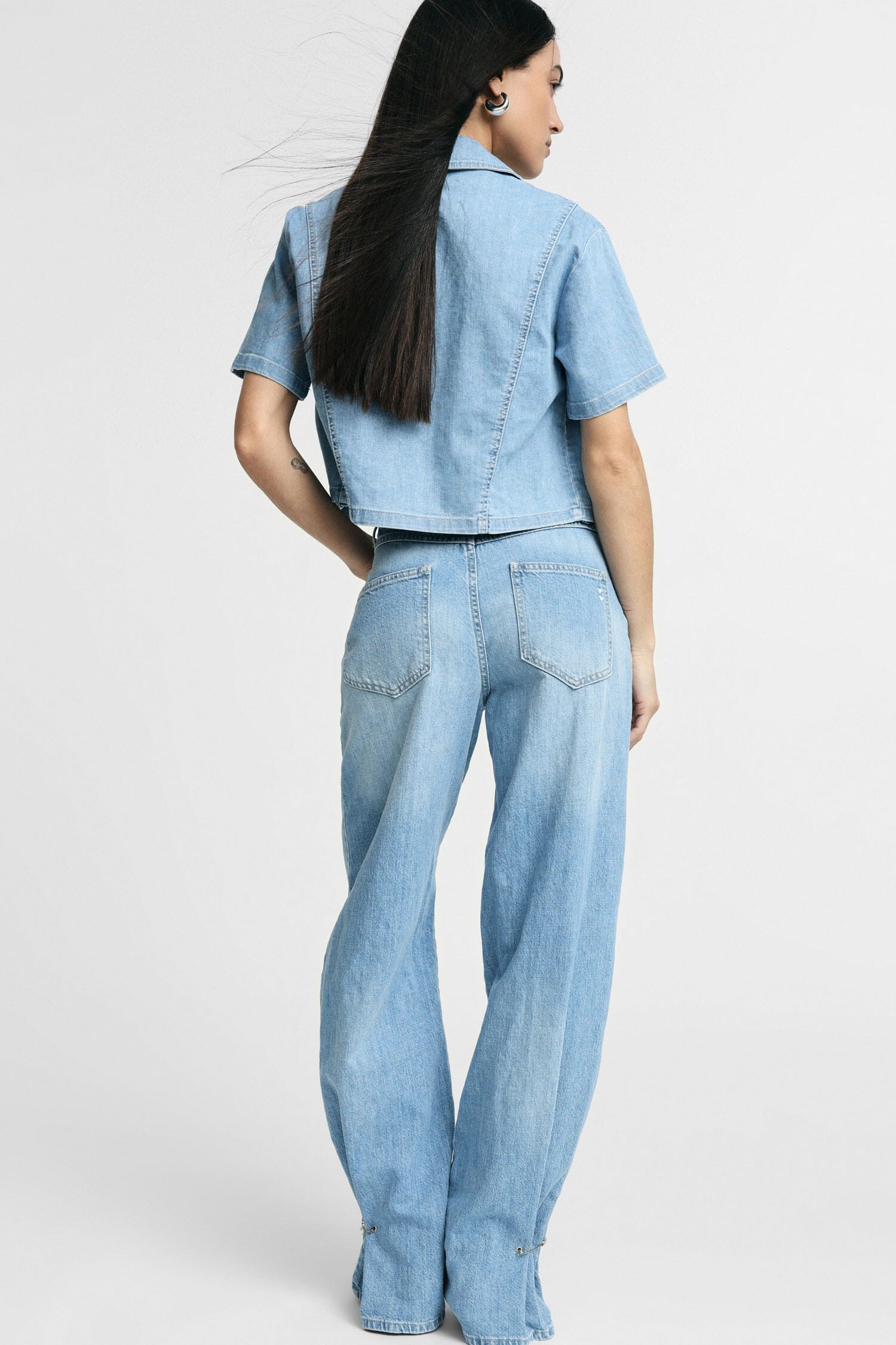 Jeans Straight Con Dettaglio Spille Please