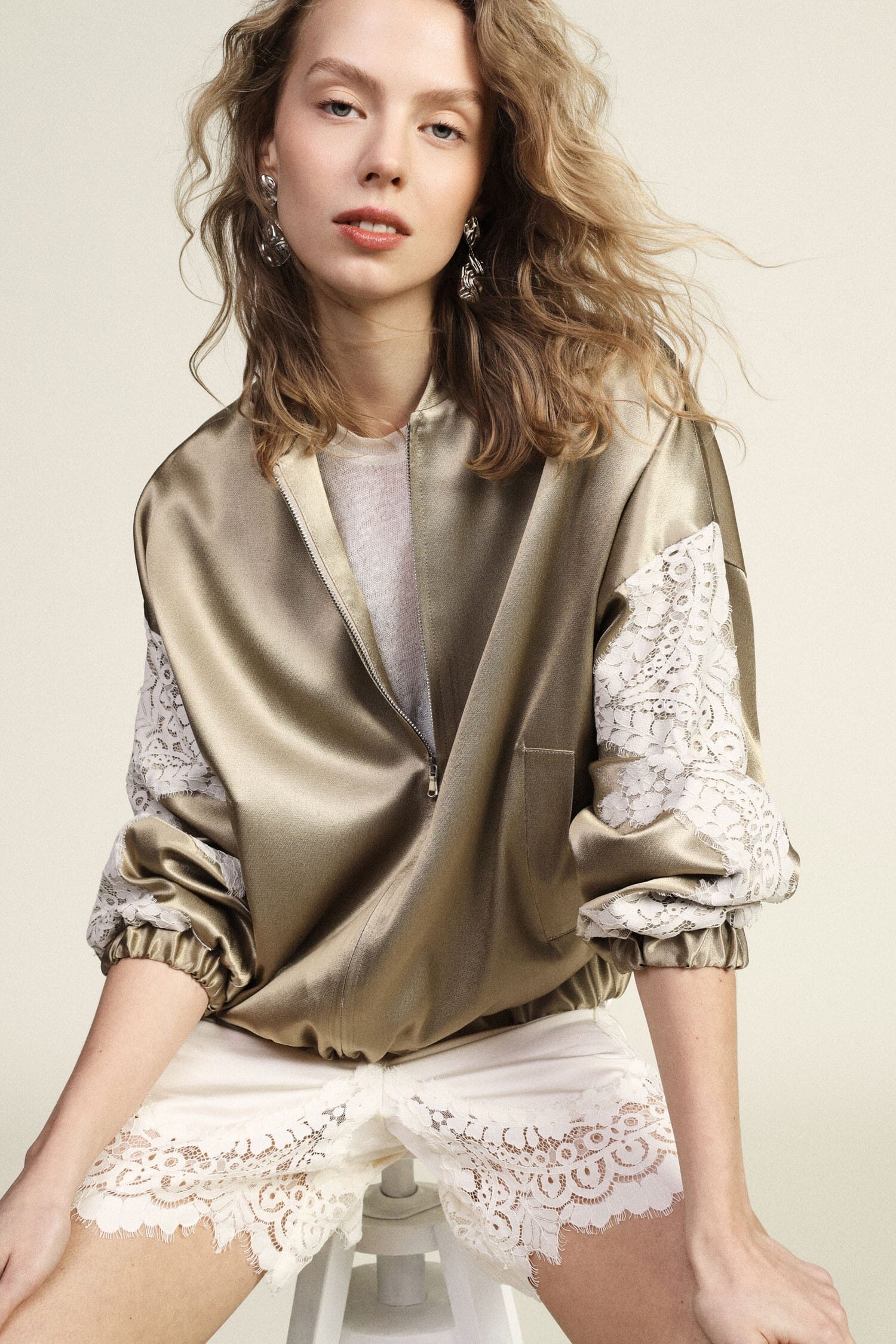 Bomber Con Maniche In Pizzo E Zip Centrale Dixie