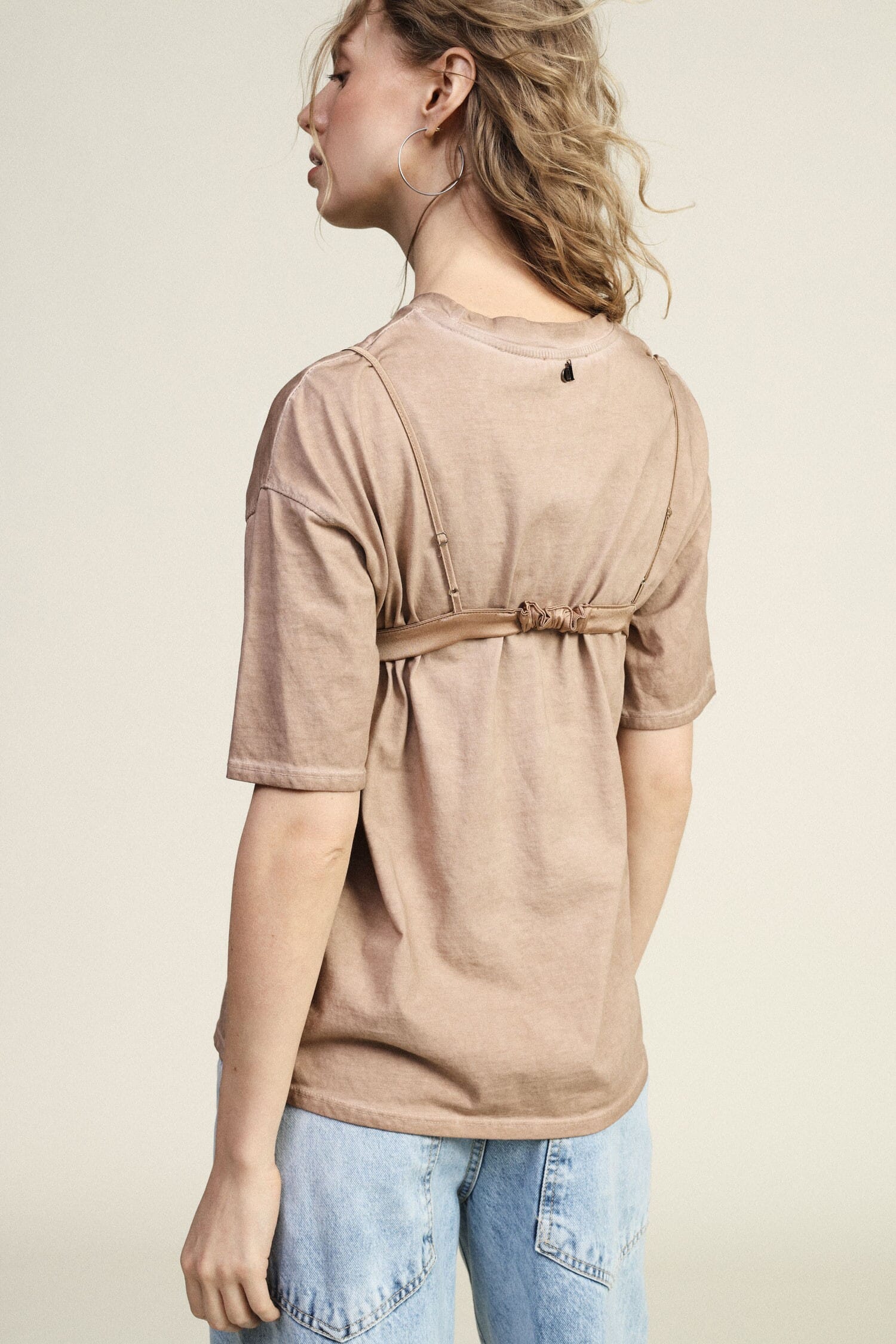 Dixie Short-Sleeved T-Shirt With Appliqué Floral Details